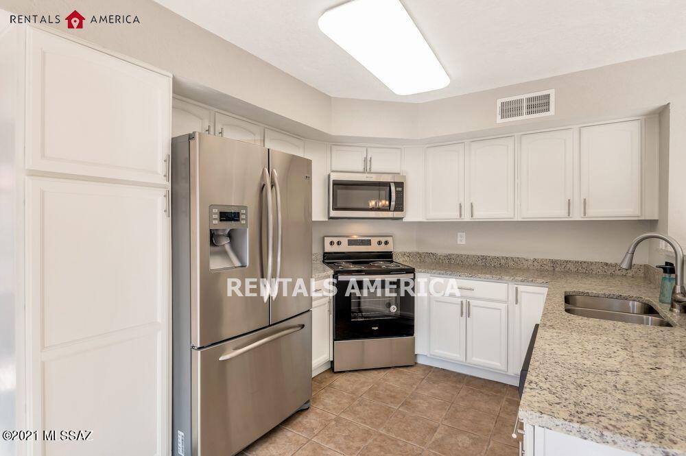 Countryside Vista (387-602) - Residential Lease