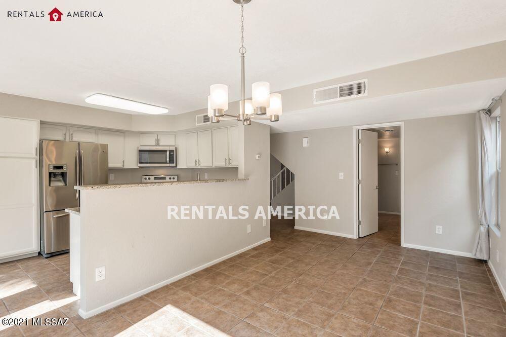 Countryside Vista (387-602) - Residential Lease
