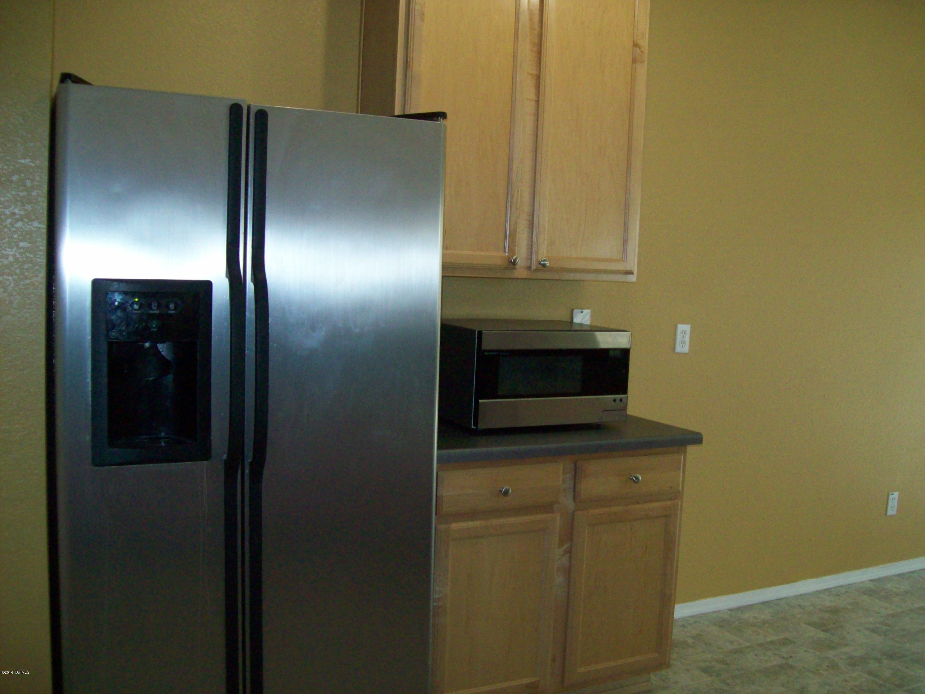 Tierra Del Paraiso(1-133) - Residential Lease
