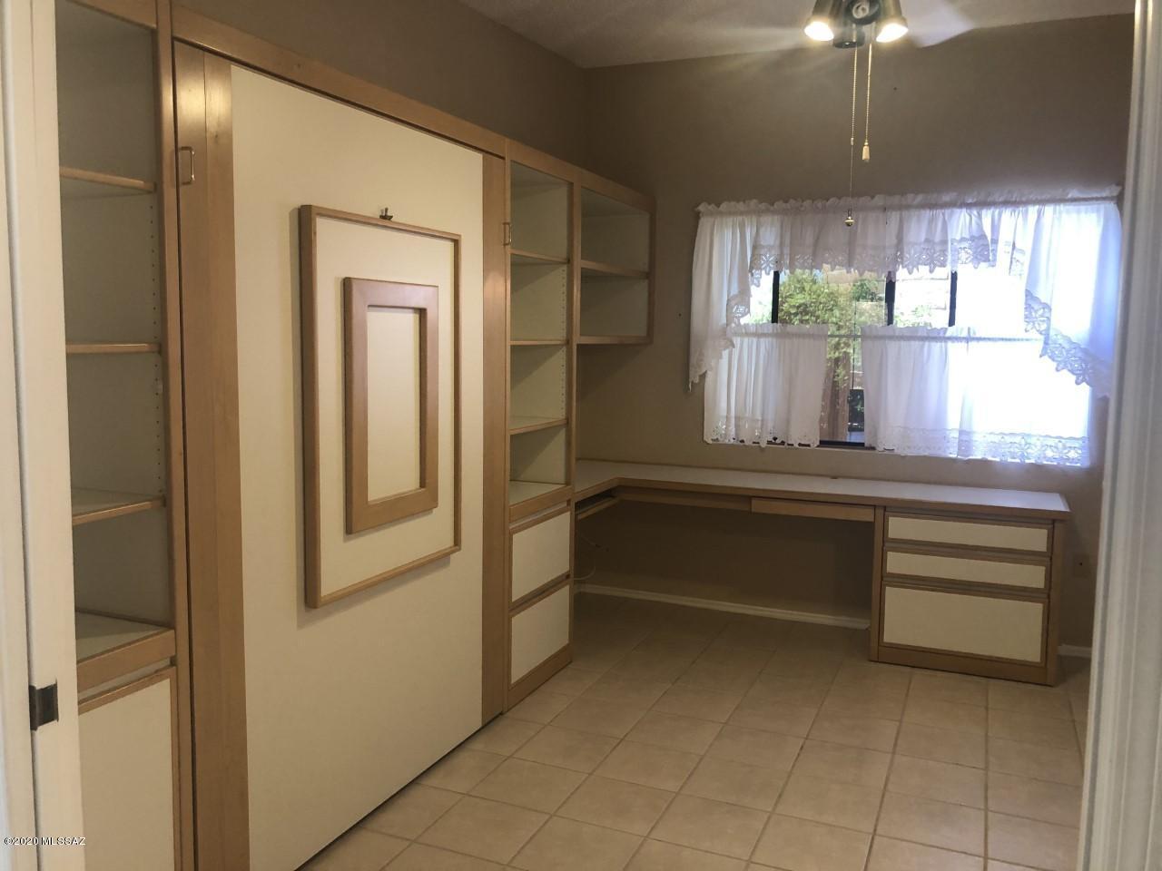 Canoa Hills Townhomes (65-143) - Residential
