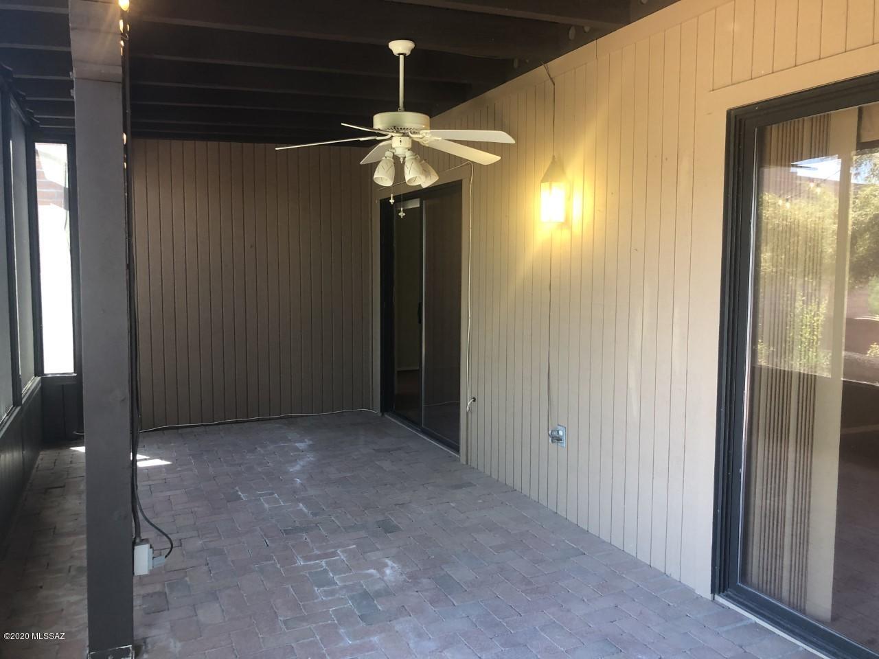 Canoa Hills Townhomes (65-143) - Residential