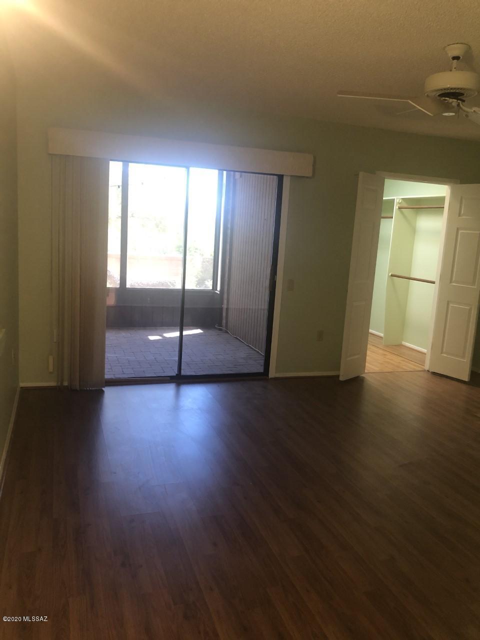 Canoa Hills Townhomes (65-143) - Residential