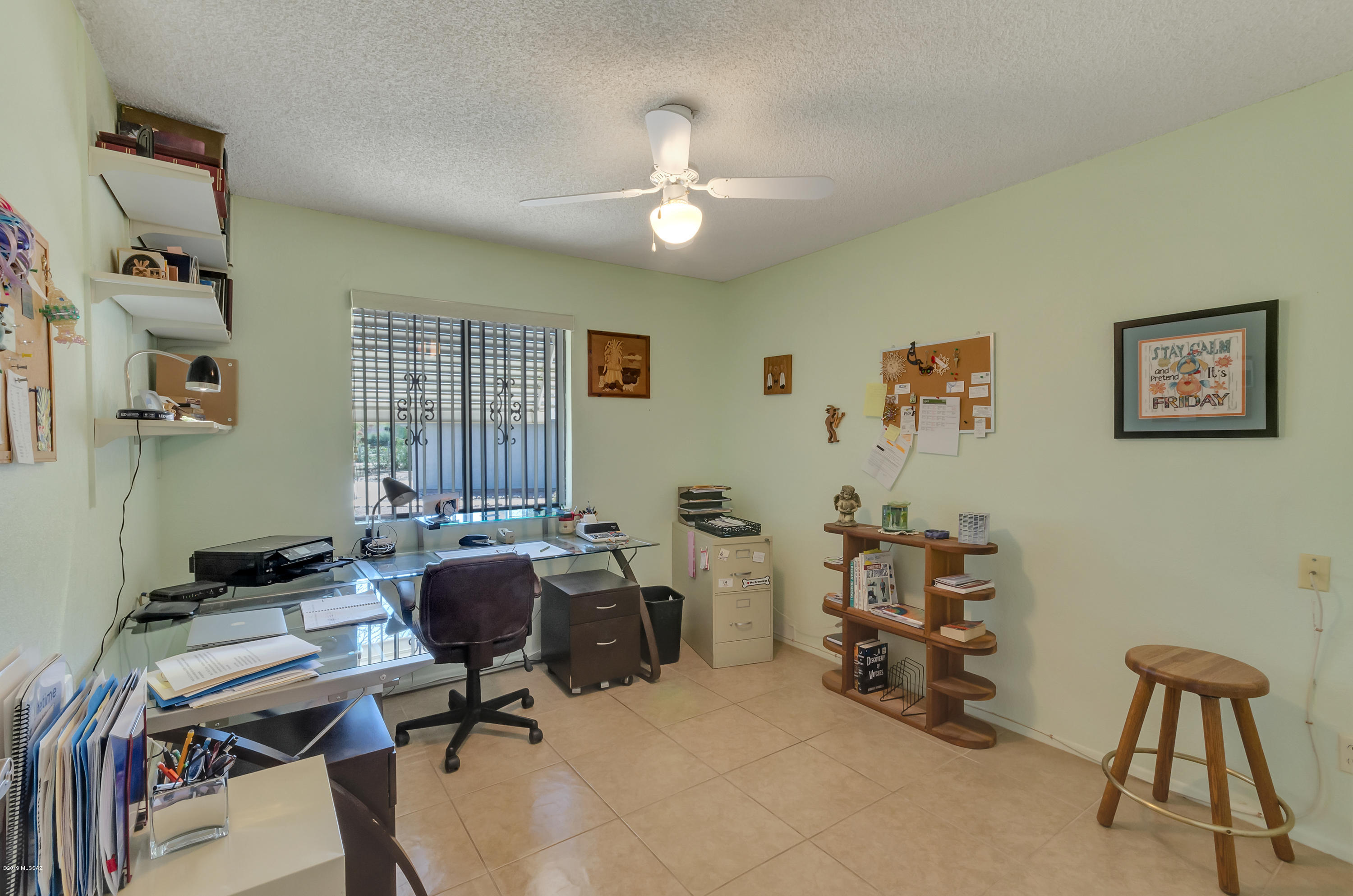 Country Hollow (1-39) - Residential
