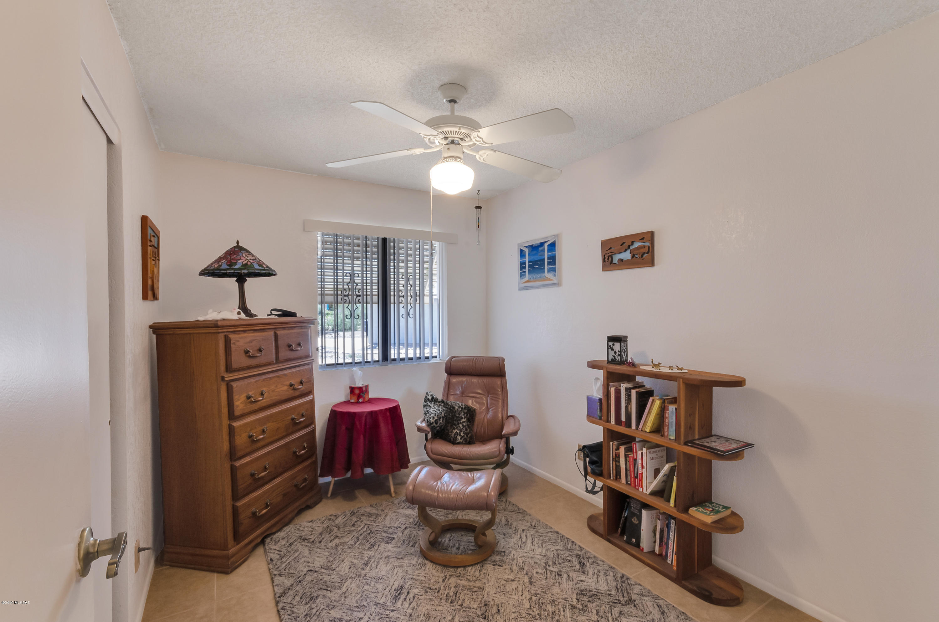 Country Hollow (1-39) - Residential
