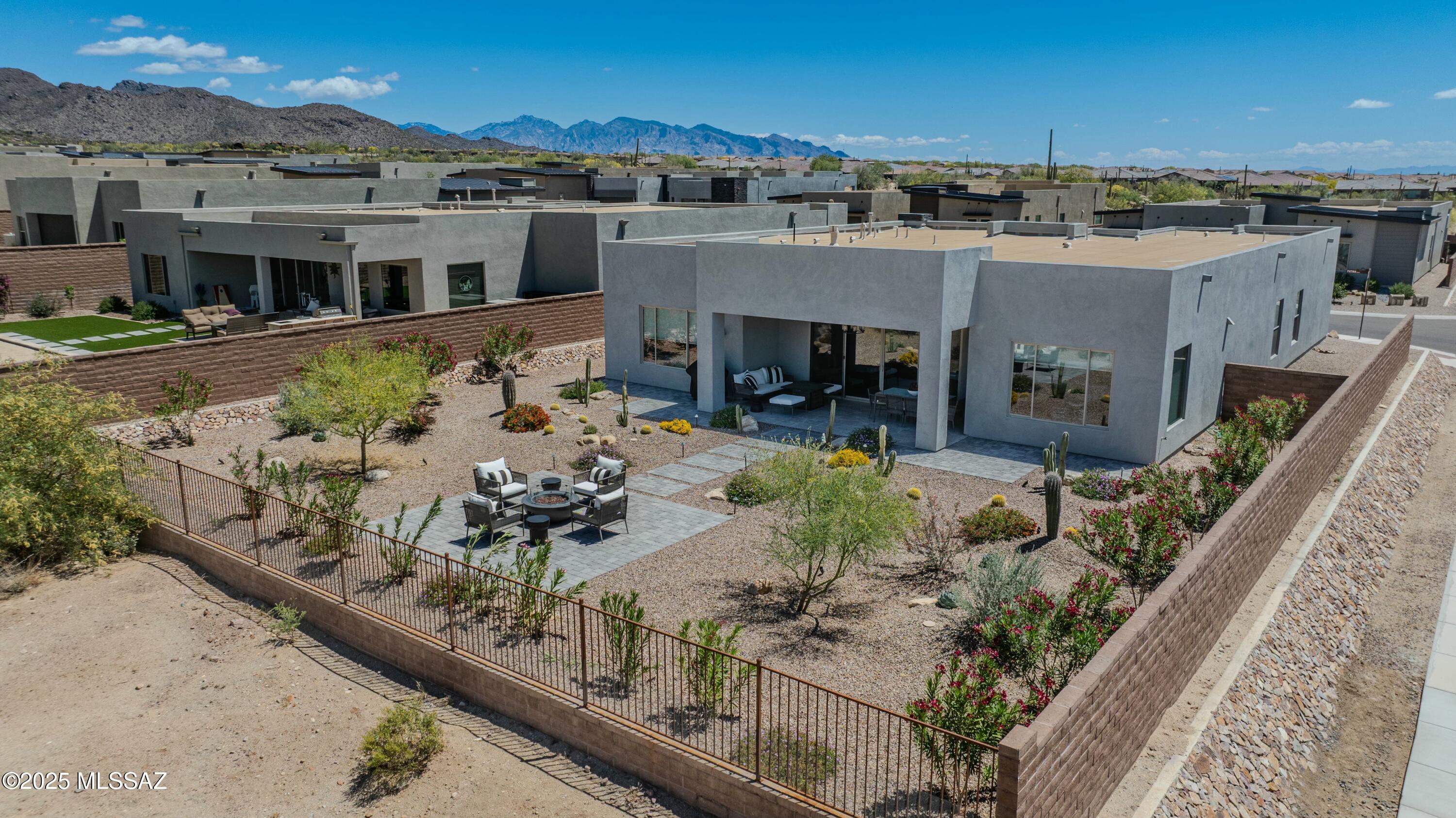 Boulder Bridge Pass III At Dove Mountain SQ20143000307 - Residential