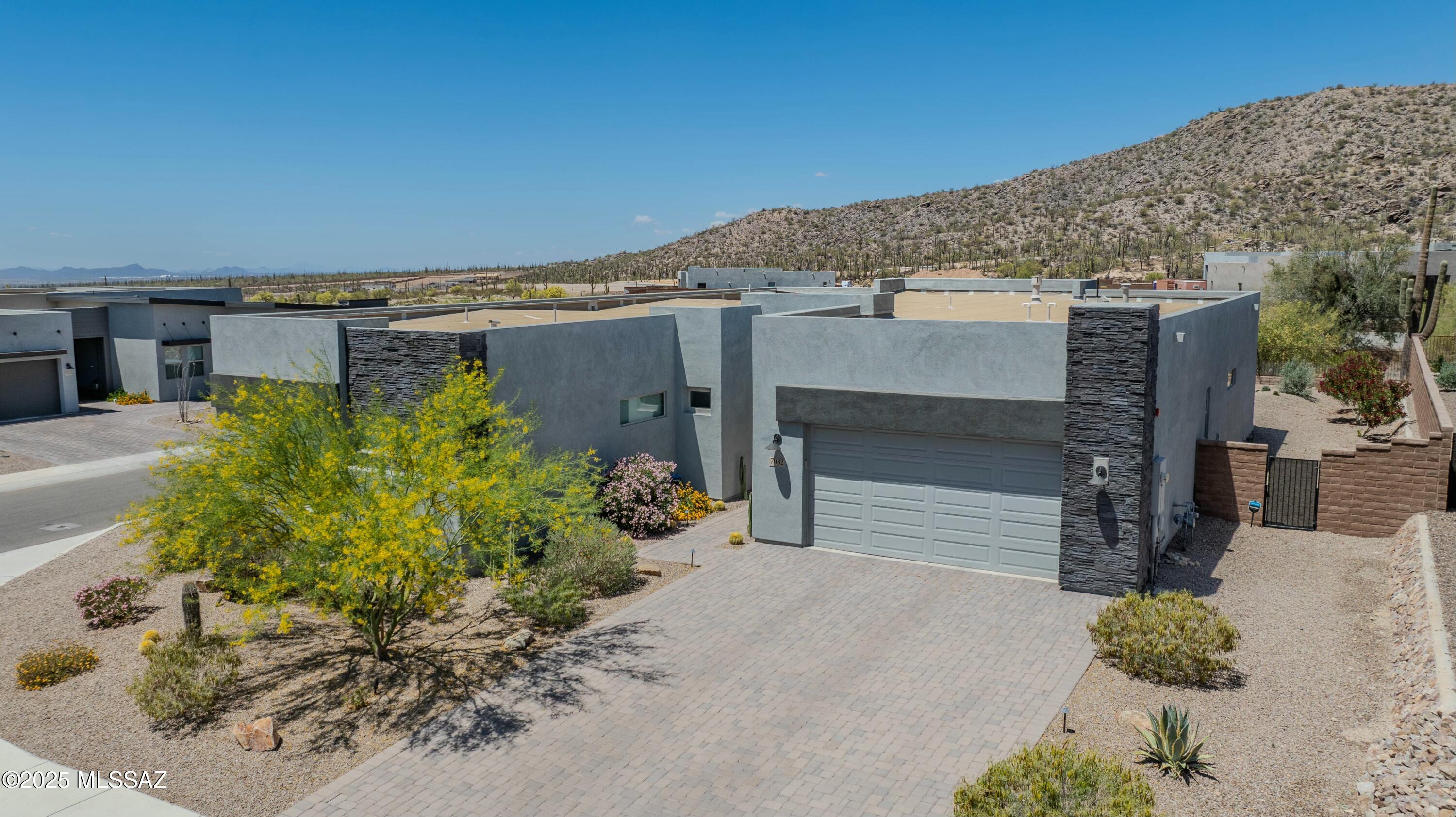 Boulder Bridge Pass III At Dove Mountain SQ20143000307 - Residential