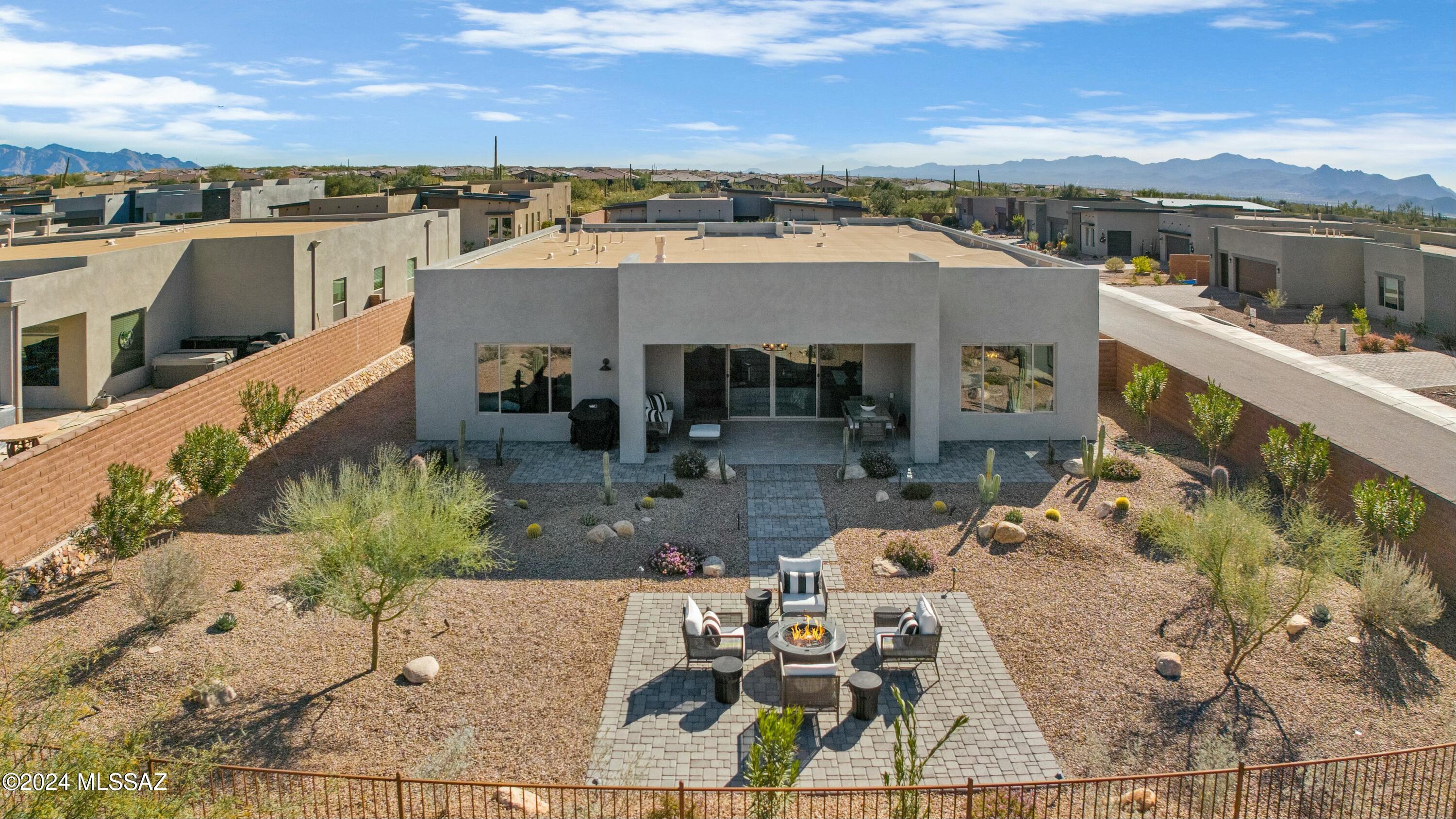 Boulder Bridge Pass III At Dove Mountain SQ20143000307 - Residential