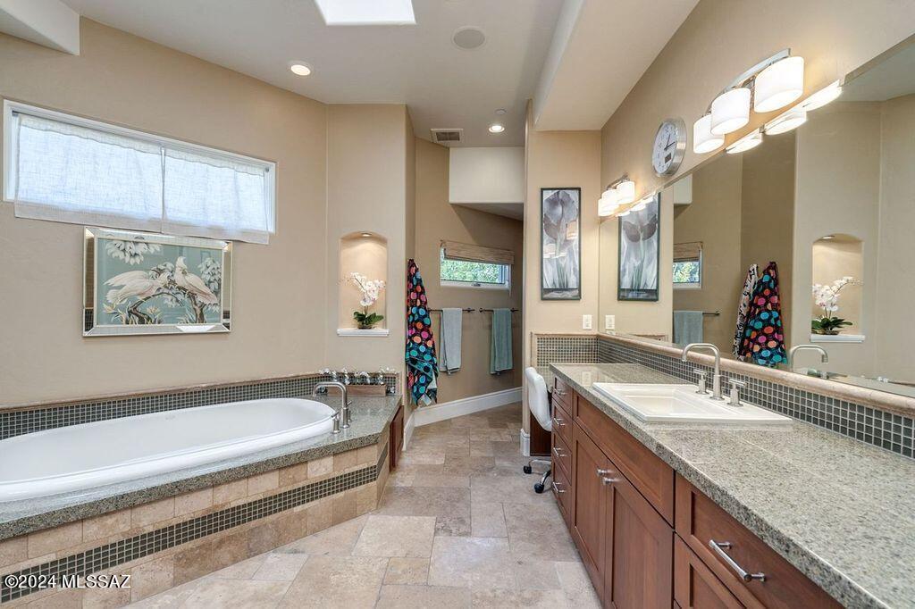 Whaleback Ridge Estates at Ventana Canyon (1-30) - Residential