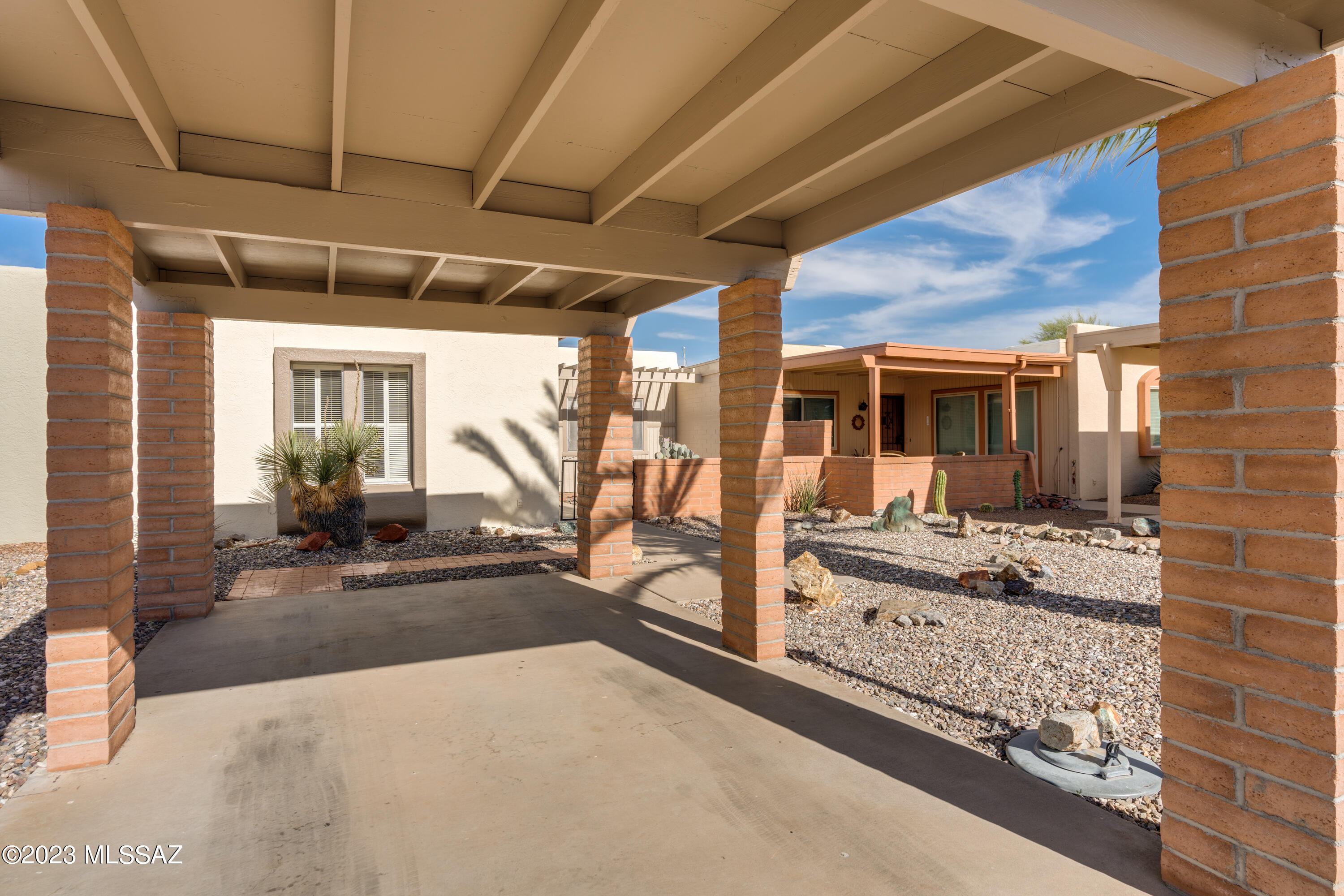 Green Valley Townhouses NO.7 - Residential
