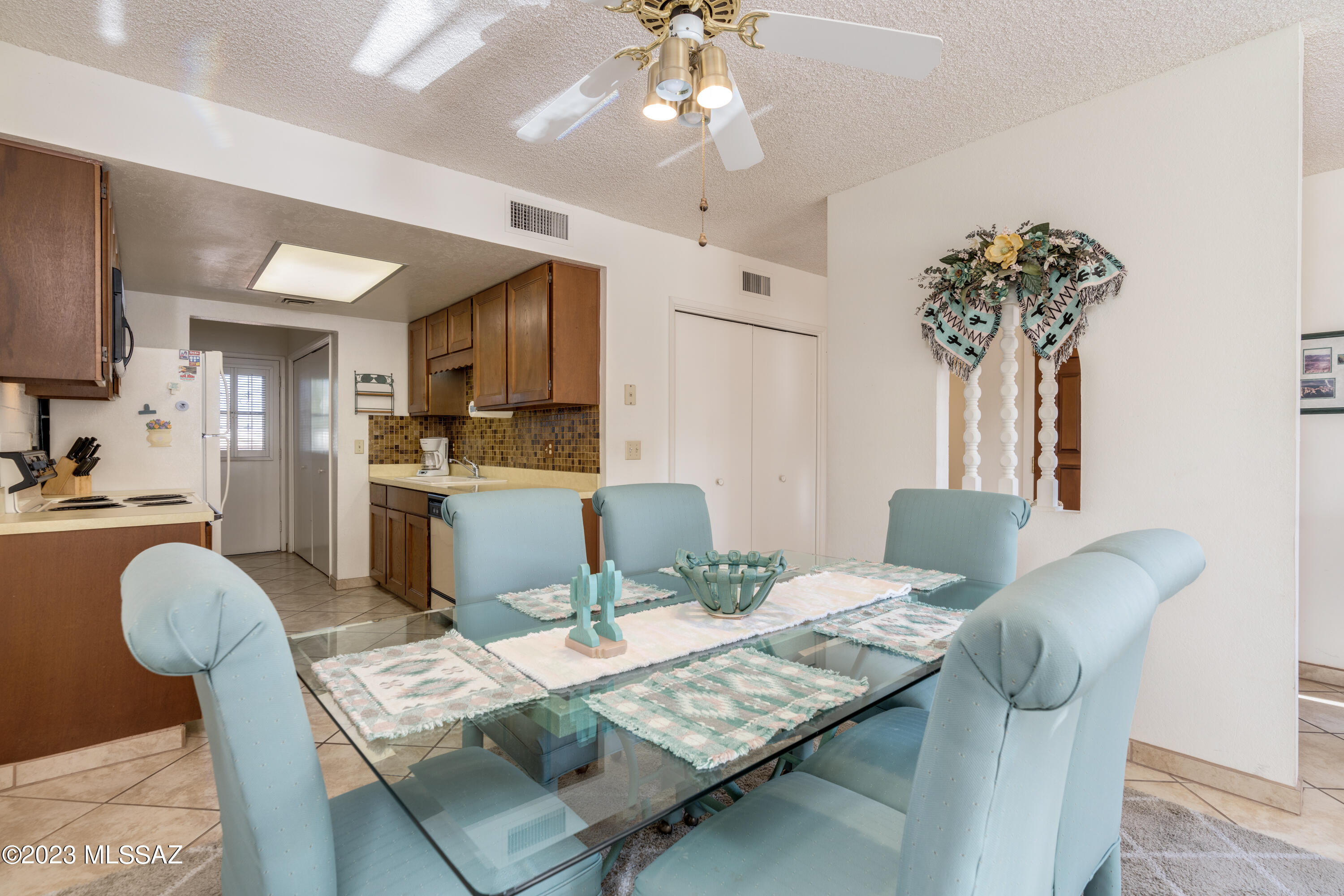Green Valley Townhouses NO.7 - Residential