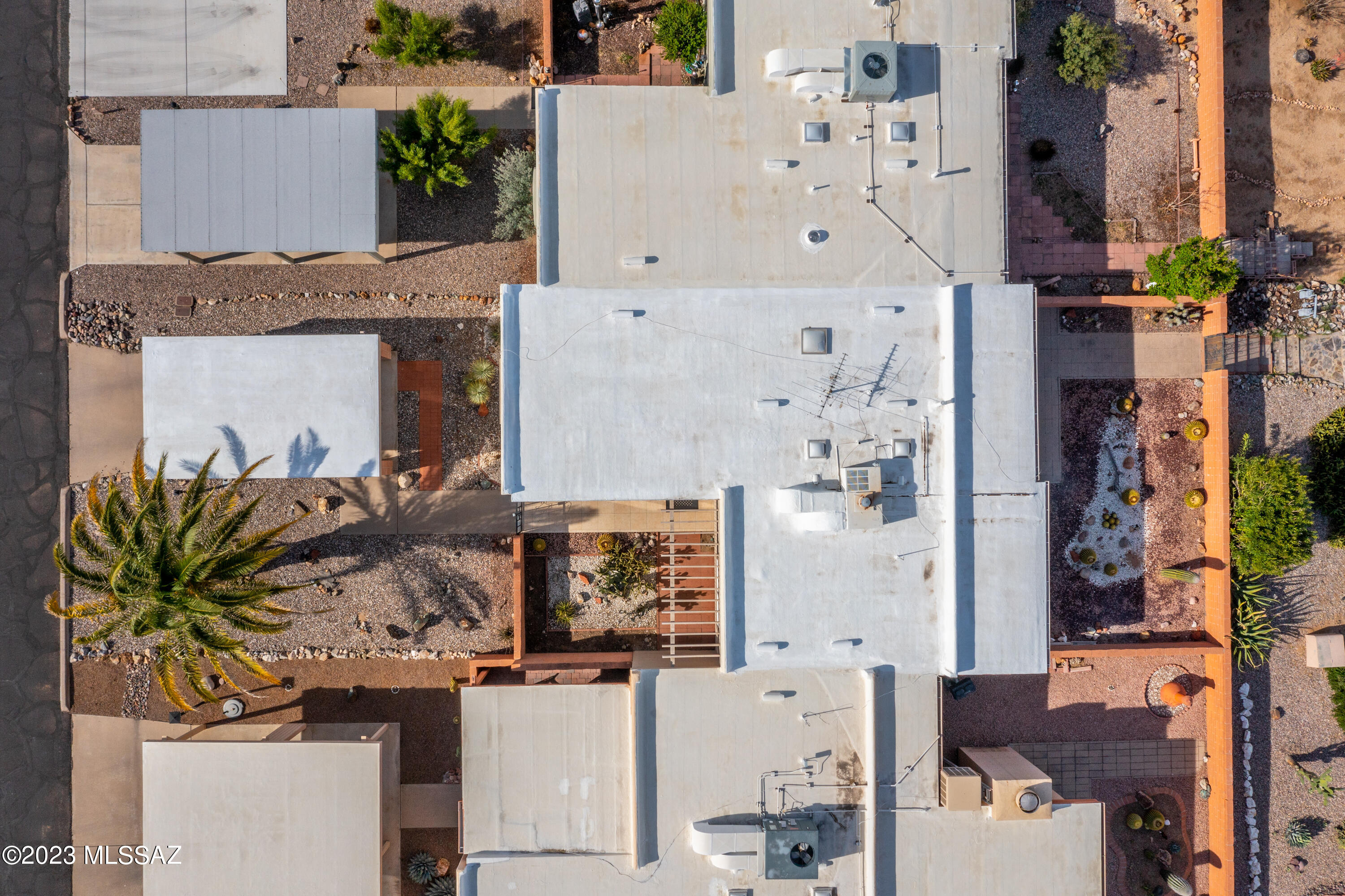 Green Valley Townhouses NO.7 - Residential
