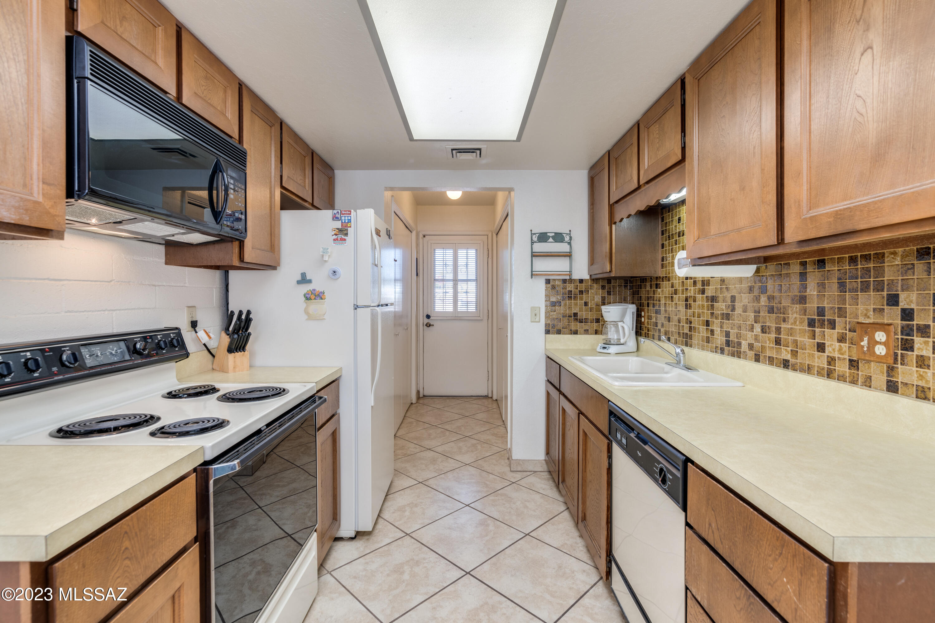 Green Valley Townhouses NO.7 - Residential