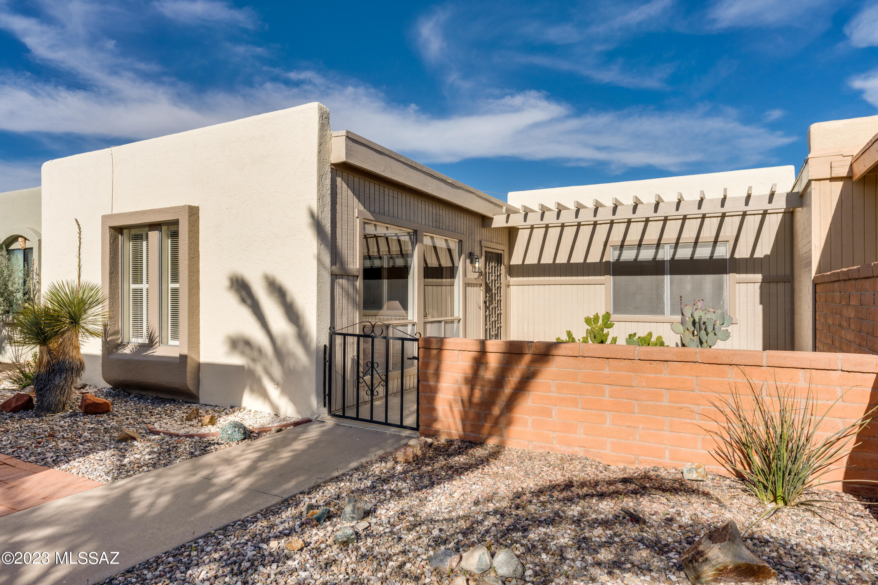 Green Valley Townhouses NO.7 - Residential