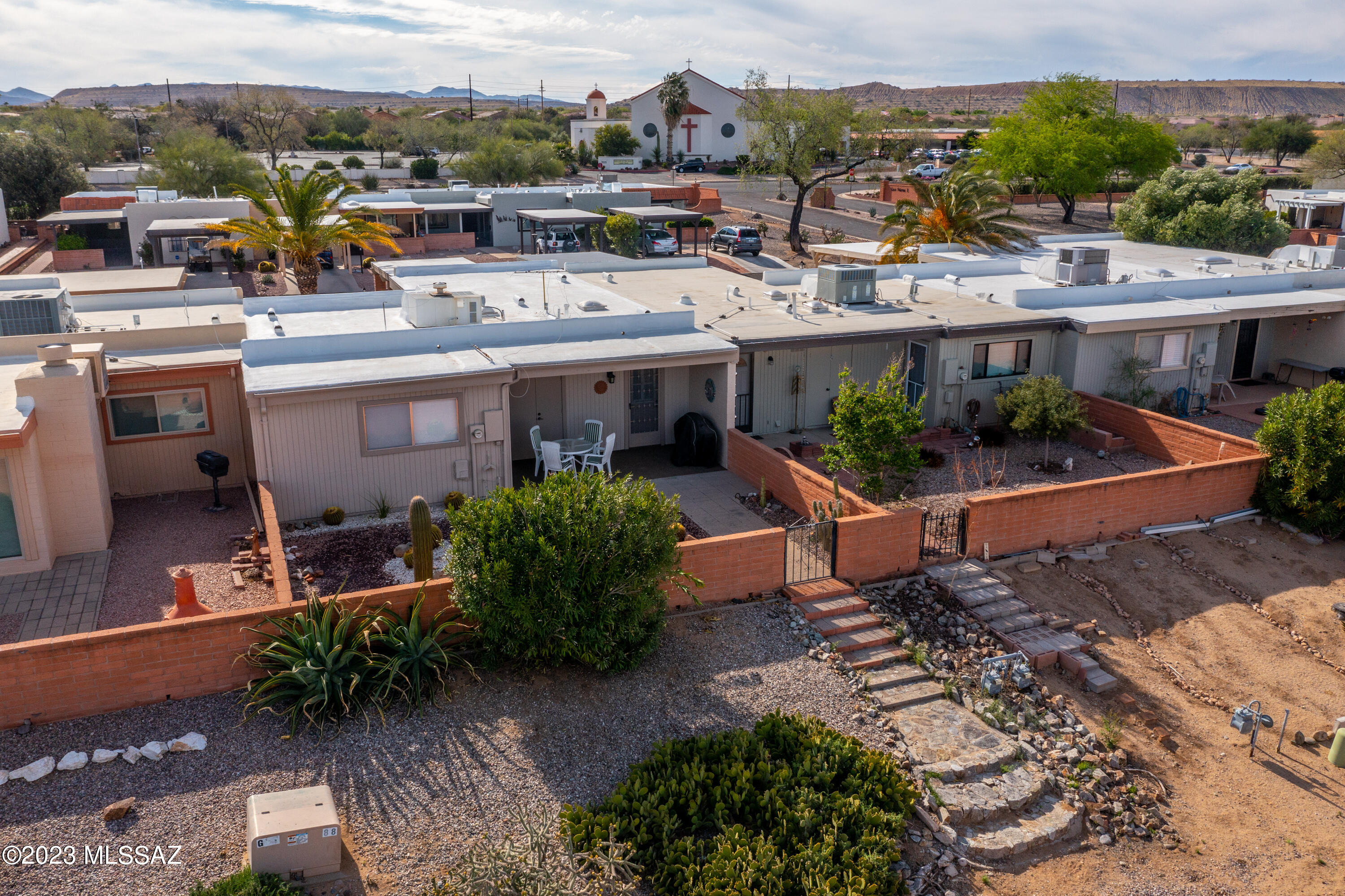Green Valley Townhouses NO.7 - Residential