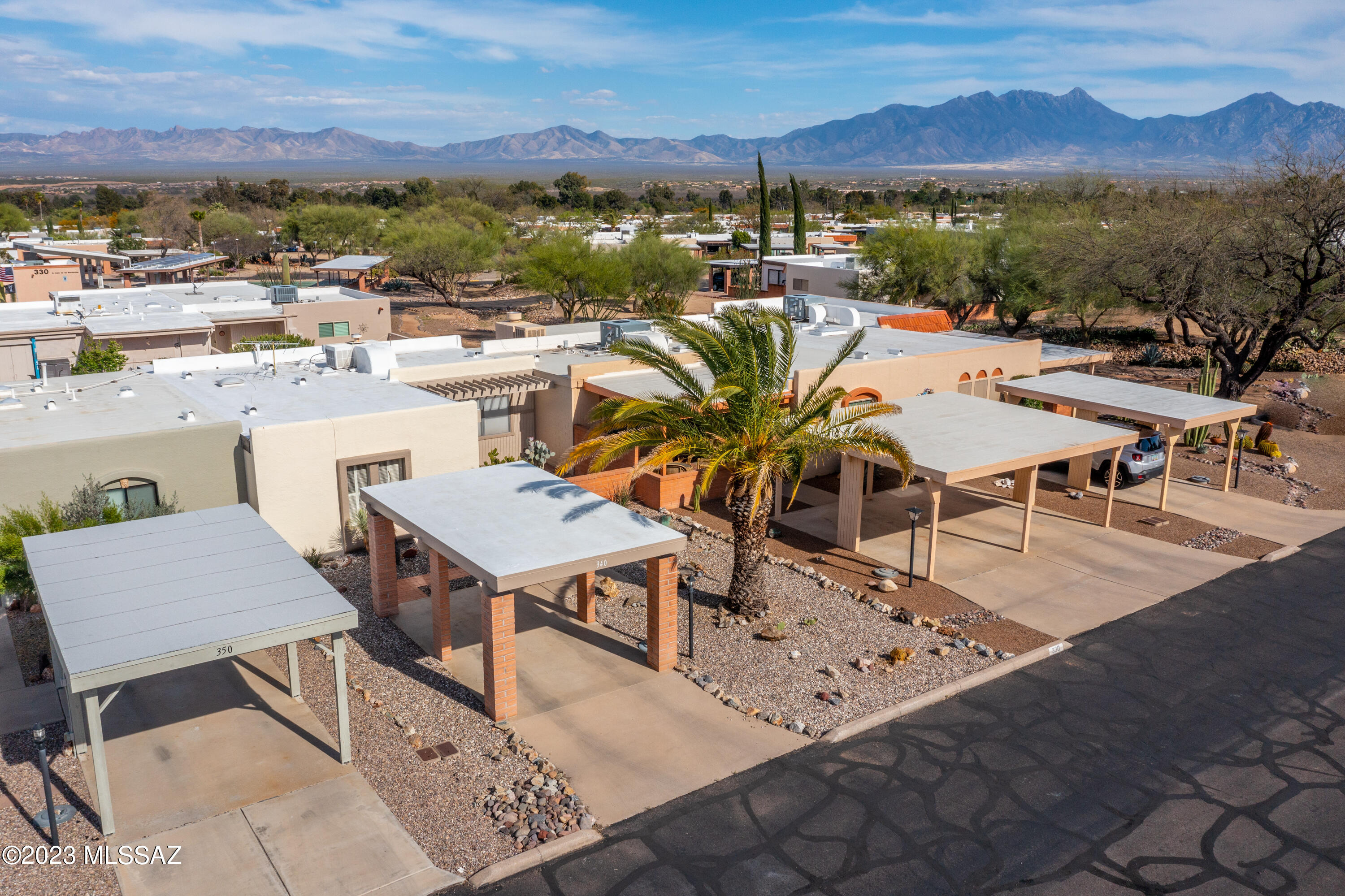 Green Valley Townhouses NO.7 - Residential