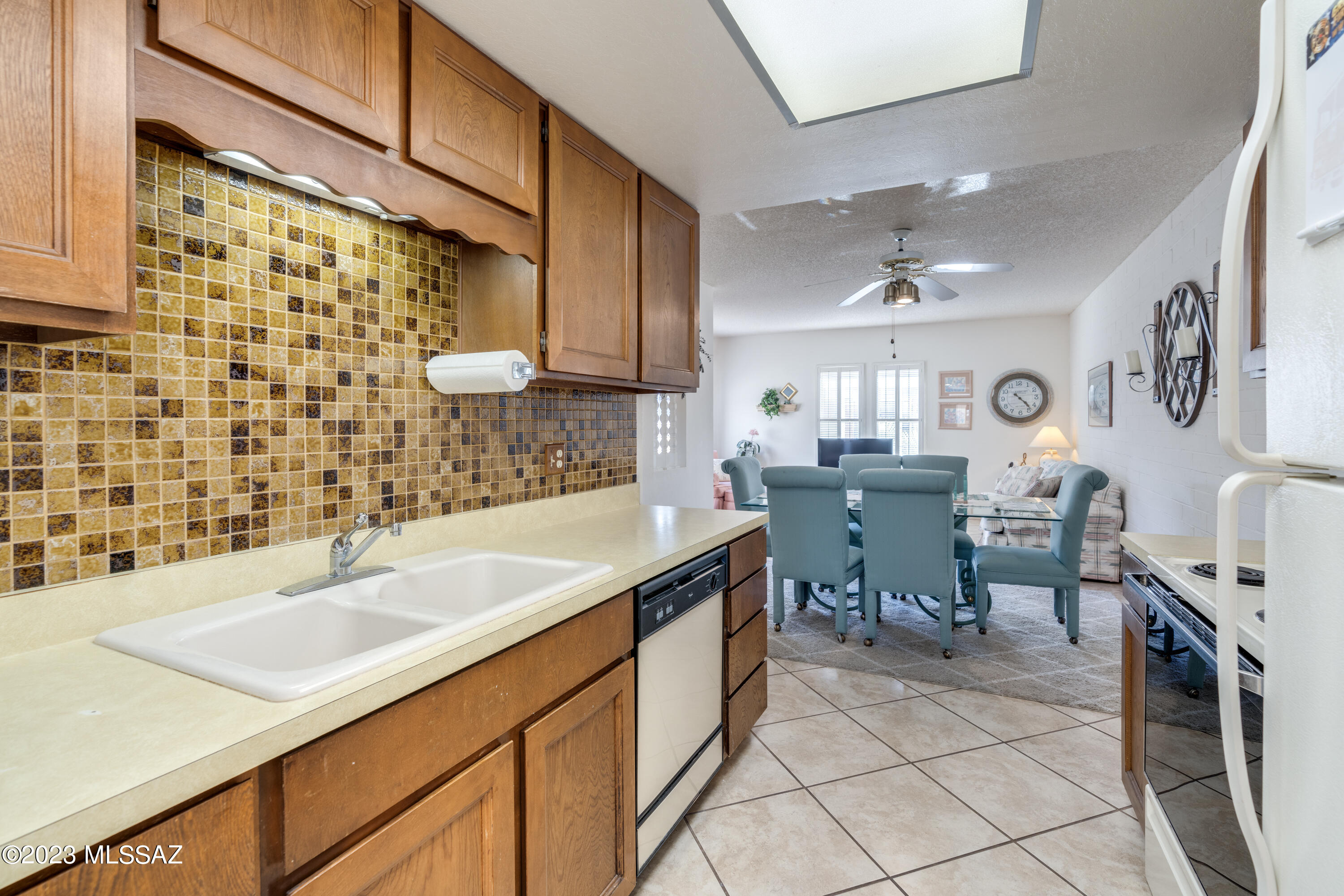 Green Valley Townhouses NO.7 - Residential