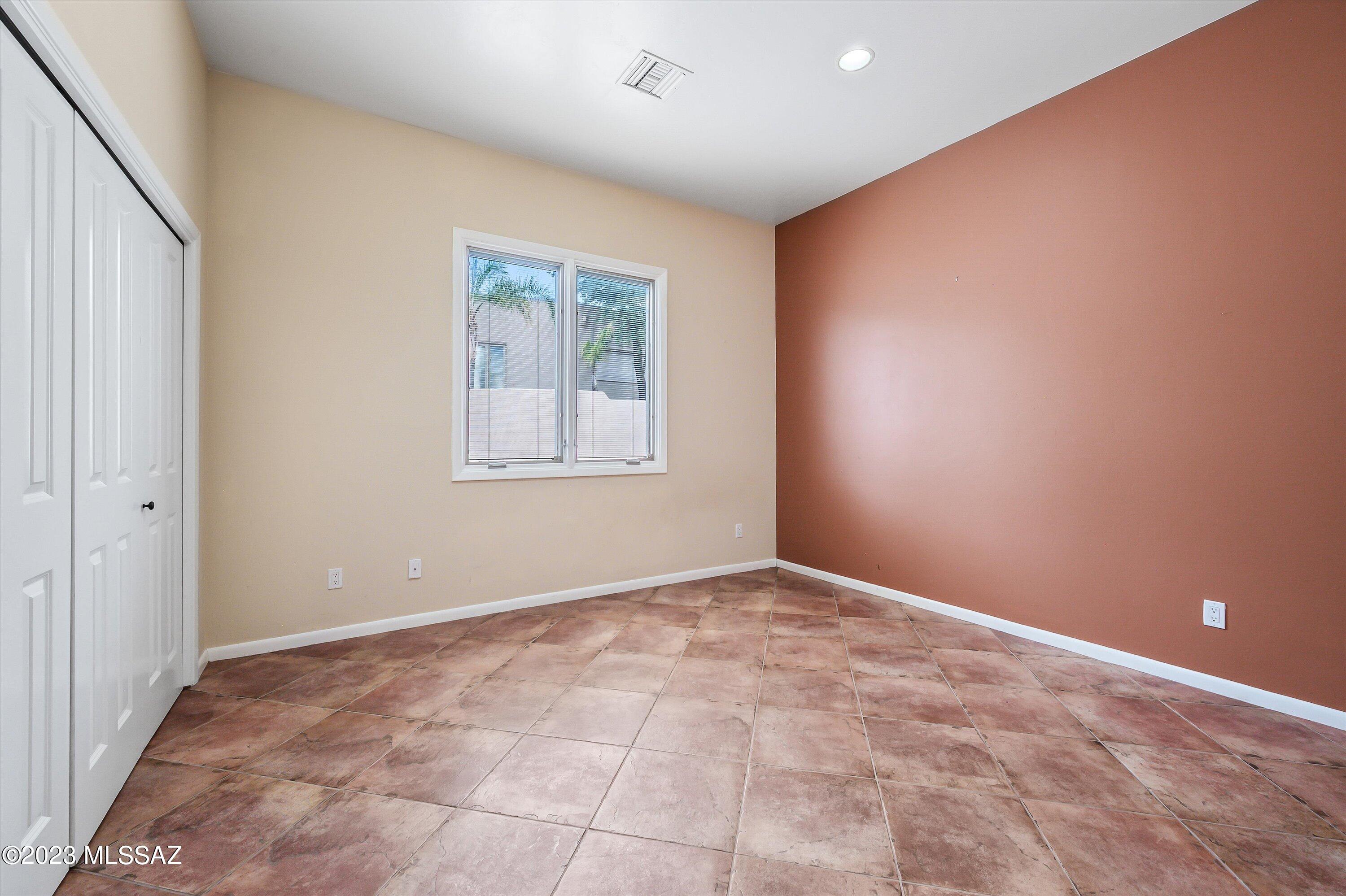 Mountain Cove Estates (1-18) - Residential