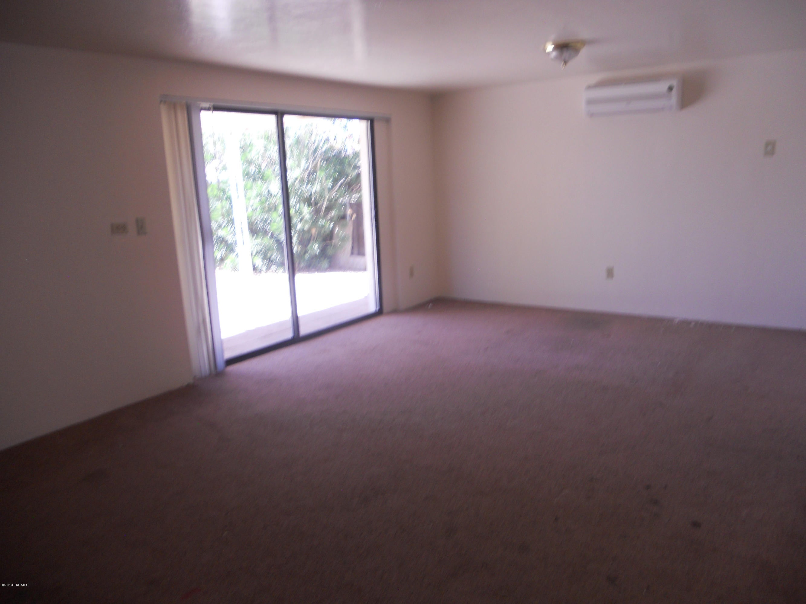 Unsubdivided - Residential Lease
