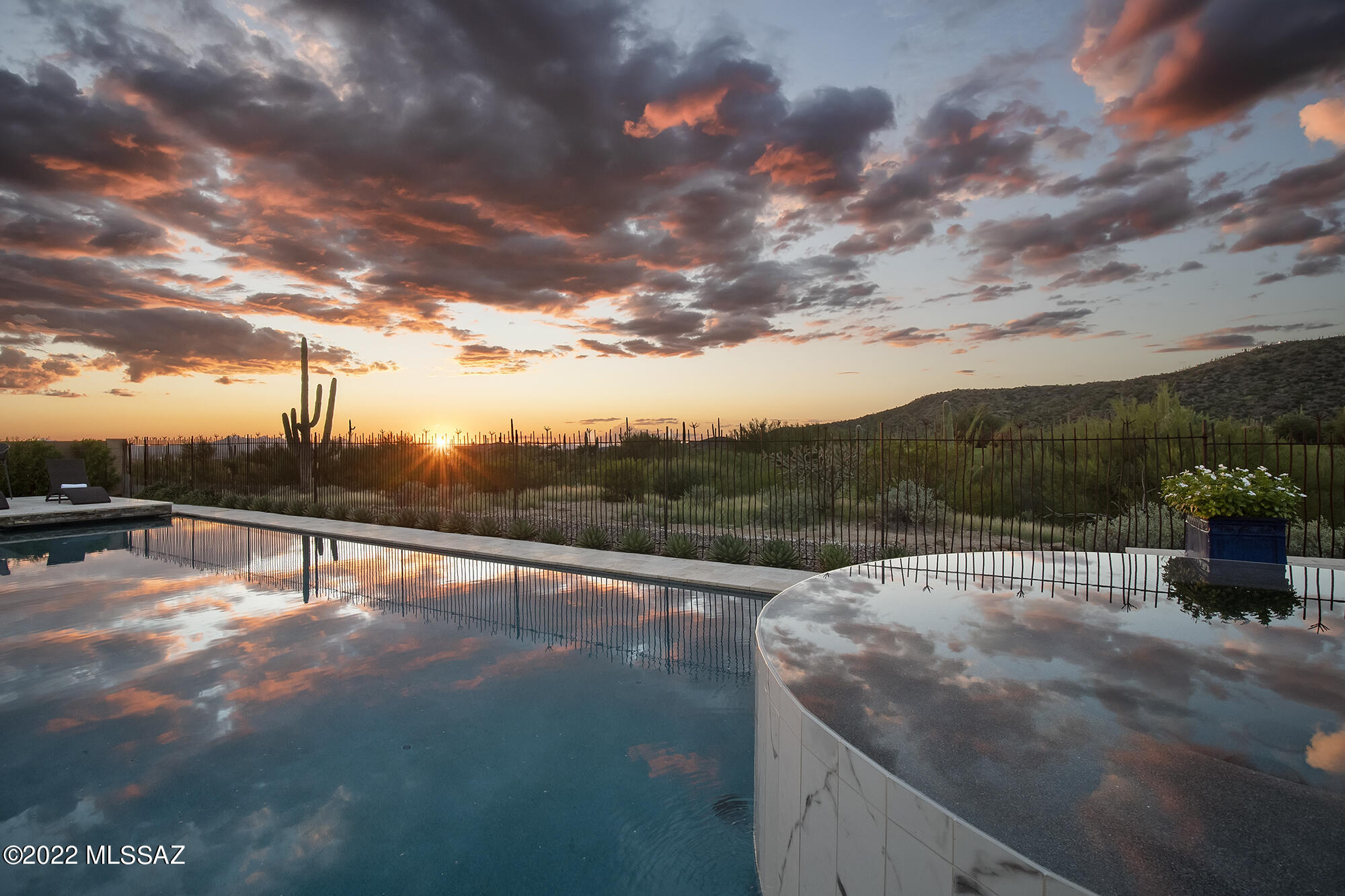 Boulder Bridge Pass At Dove Mountain SQ20132910078 - Residential