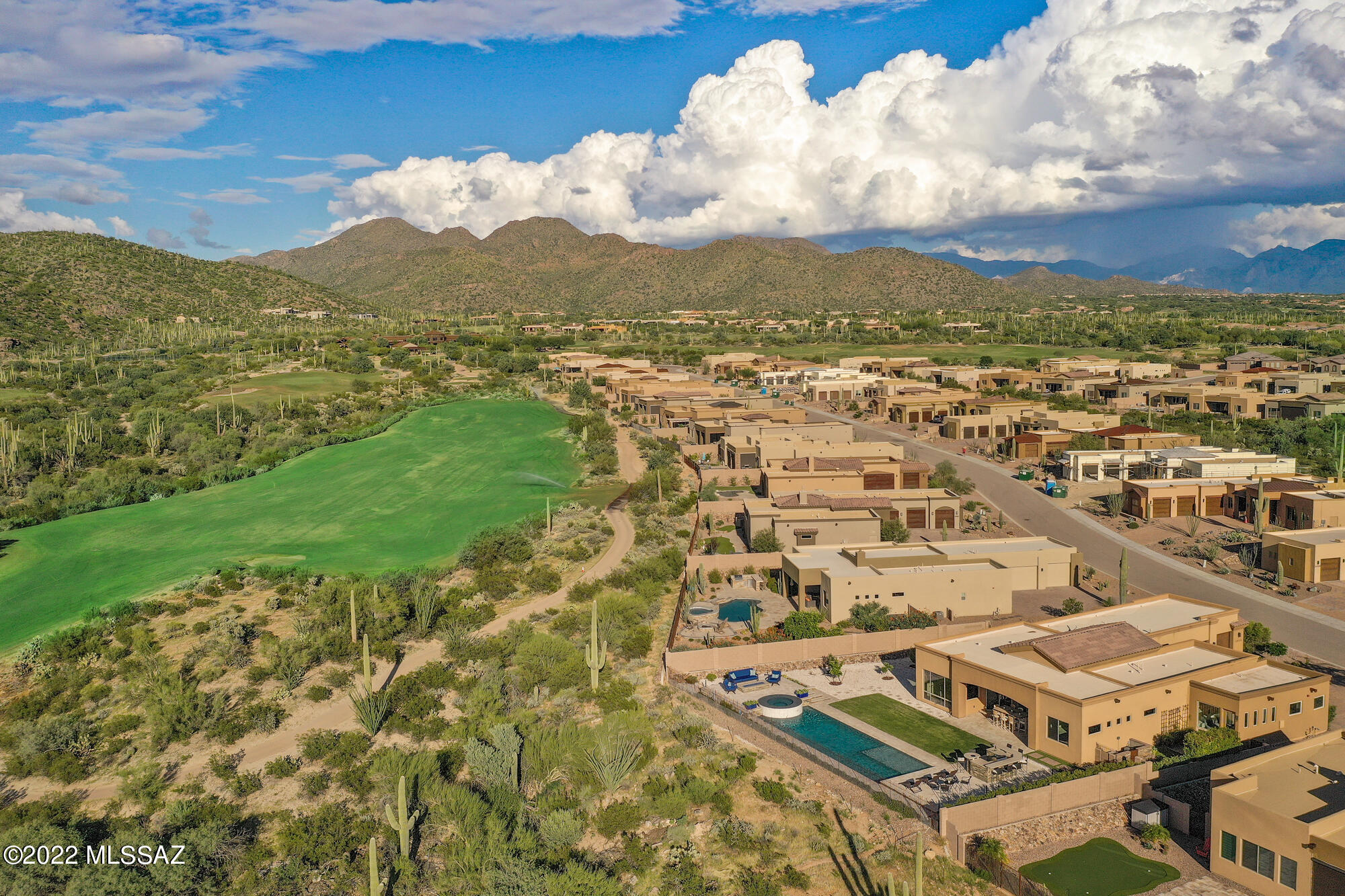 Boulder Bridge Pass At Dove Mountain SQ20132910078 - Residential