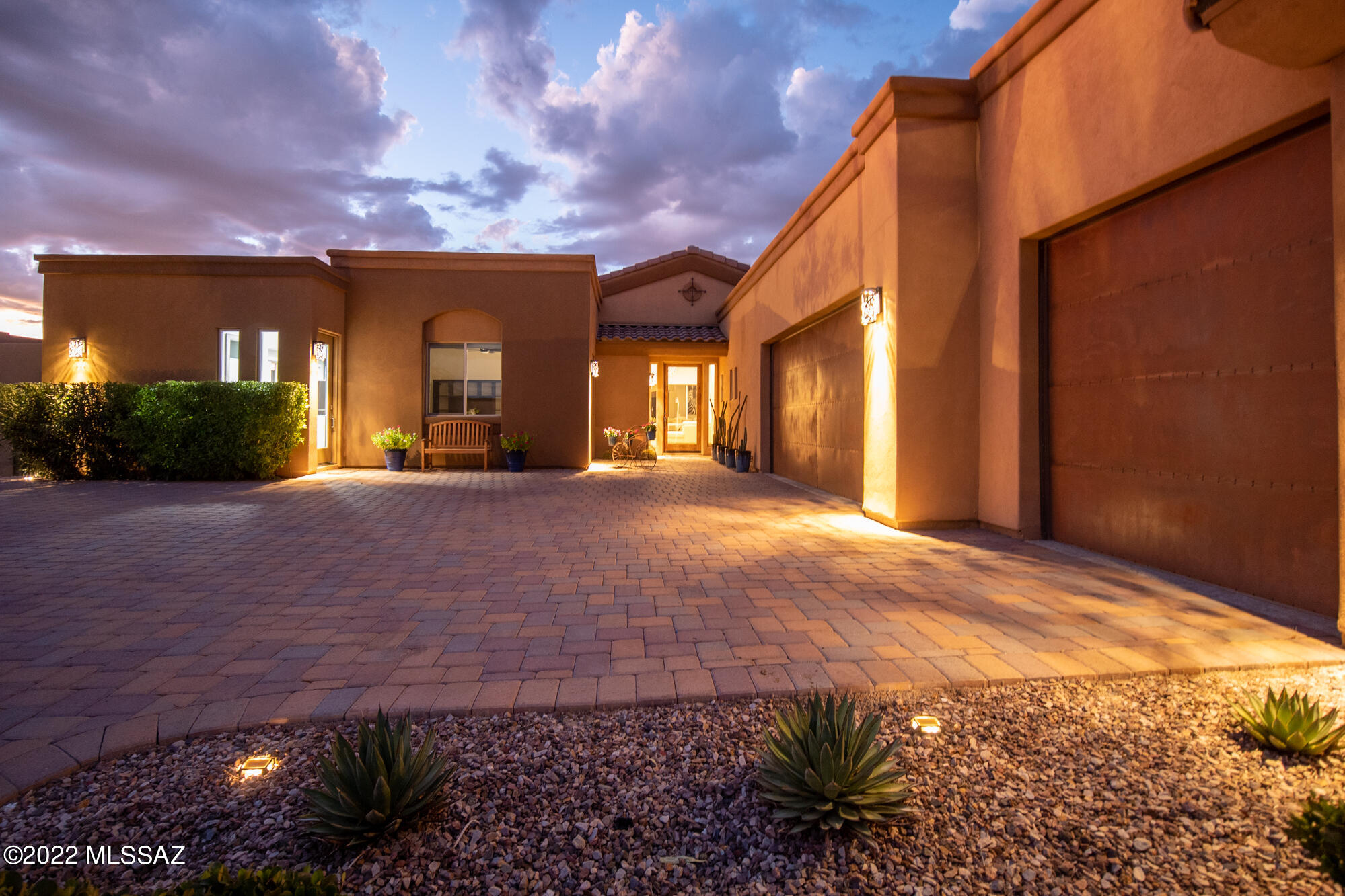 Boulder Bridge Pass At Dove Mountain SQ20132910078 - Residential