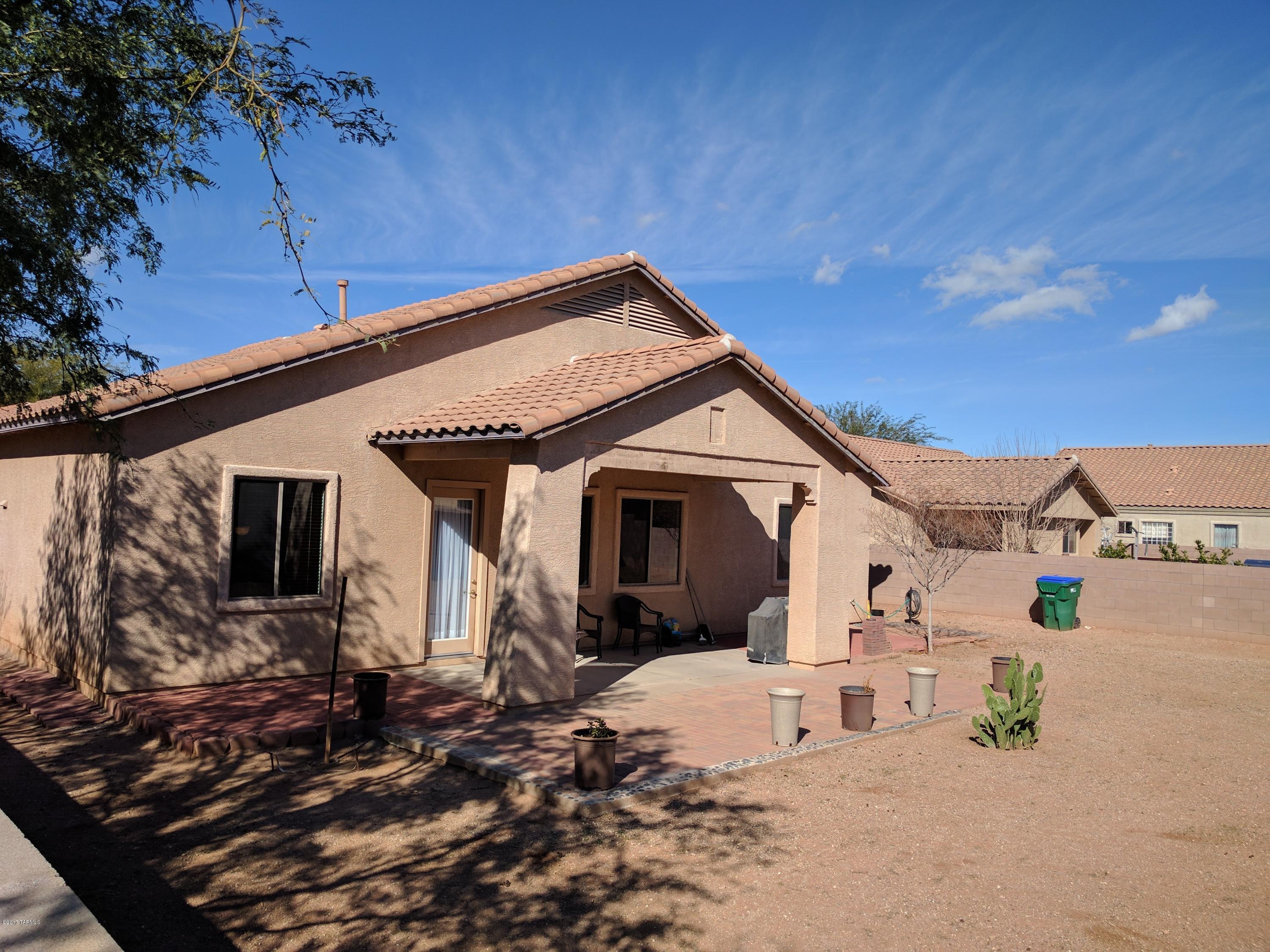 Empire Vista (1-153) - Residential Lease