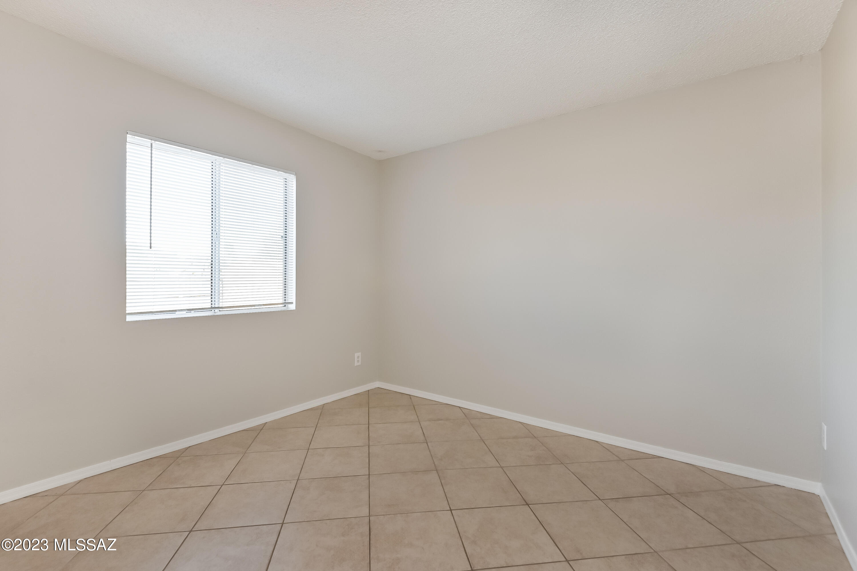 Gessler Heights II (1-15) - Residential Lease