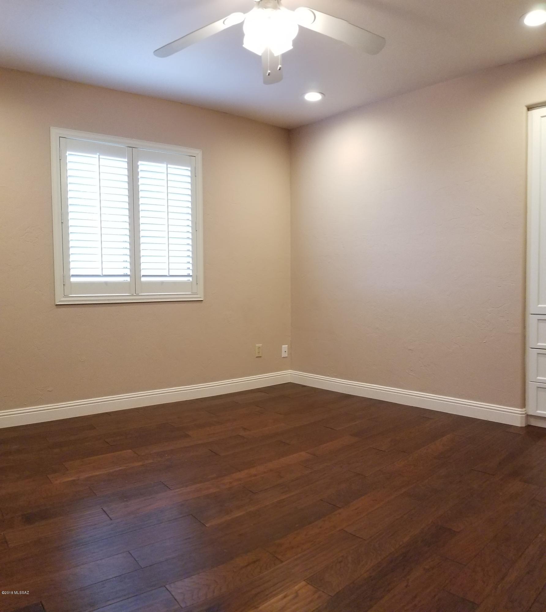 Shadow Hills (1-483) - Residential Lease