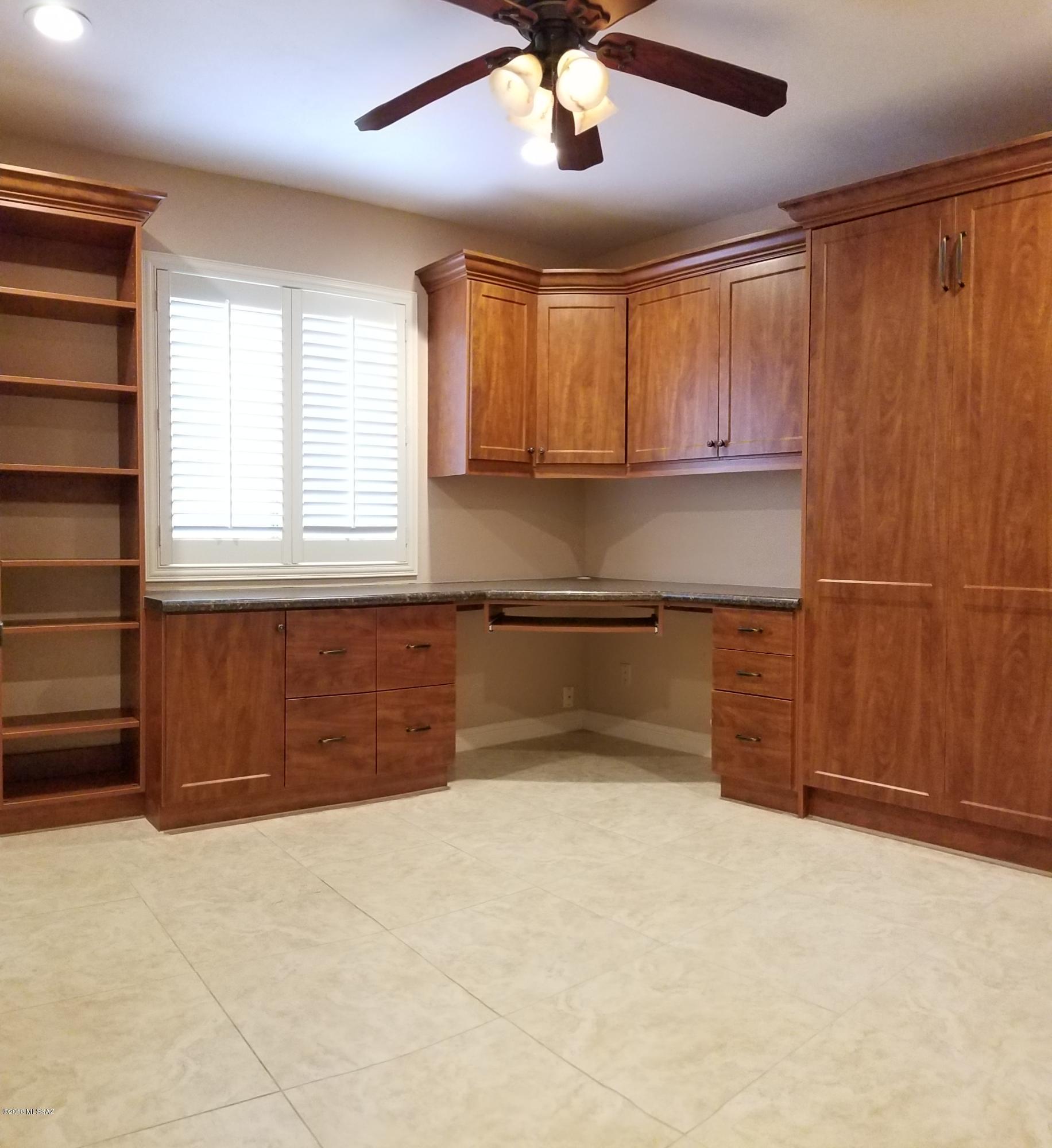 Shadow Hills (1-483) - Residential Lease