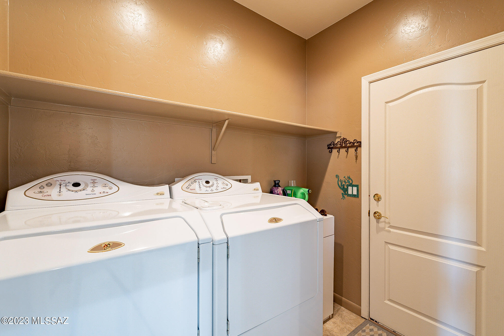 Las Campanas Village (1-111) - Residential