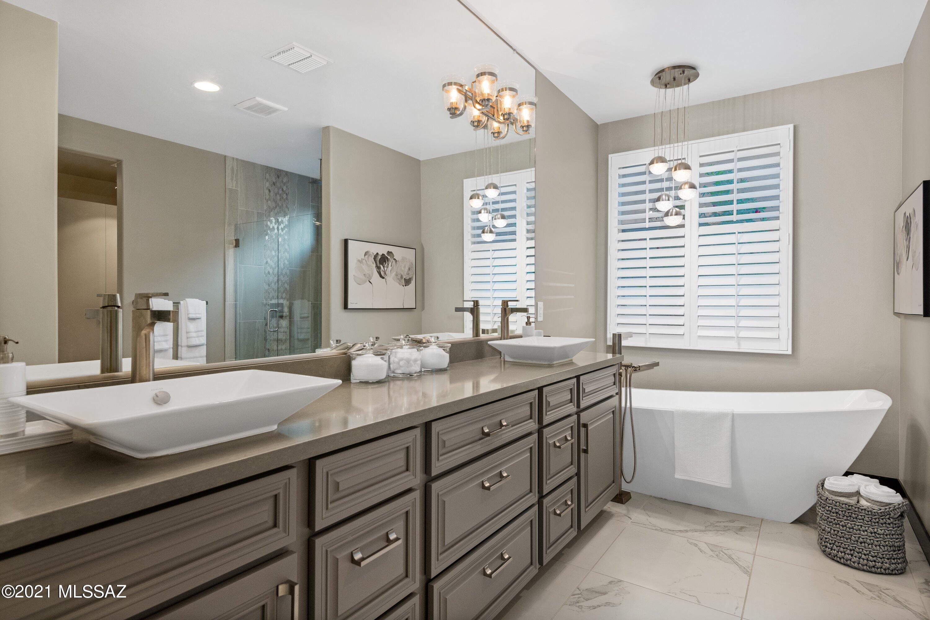 Saddlebrooke Ranch - Residential