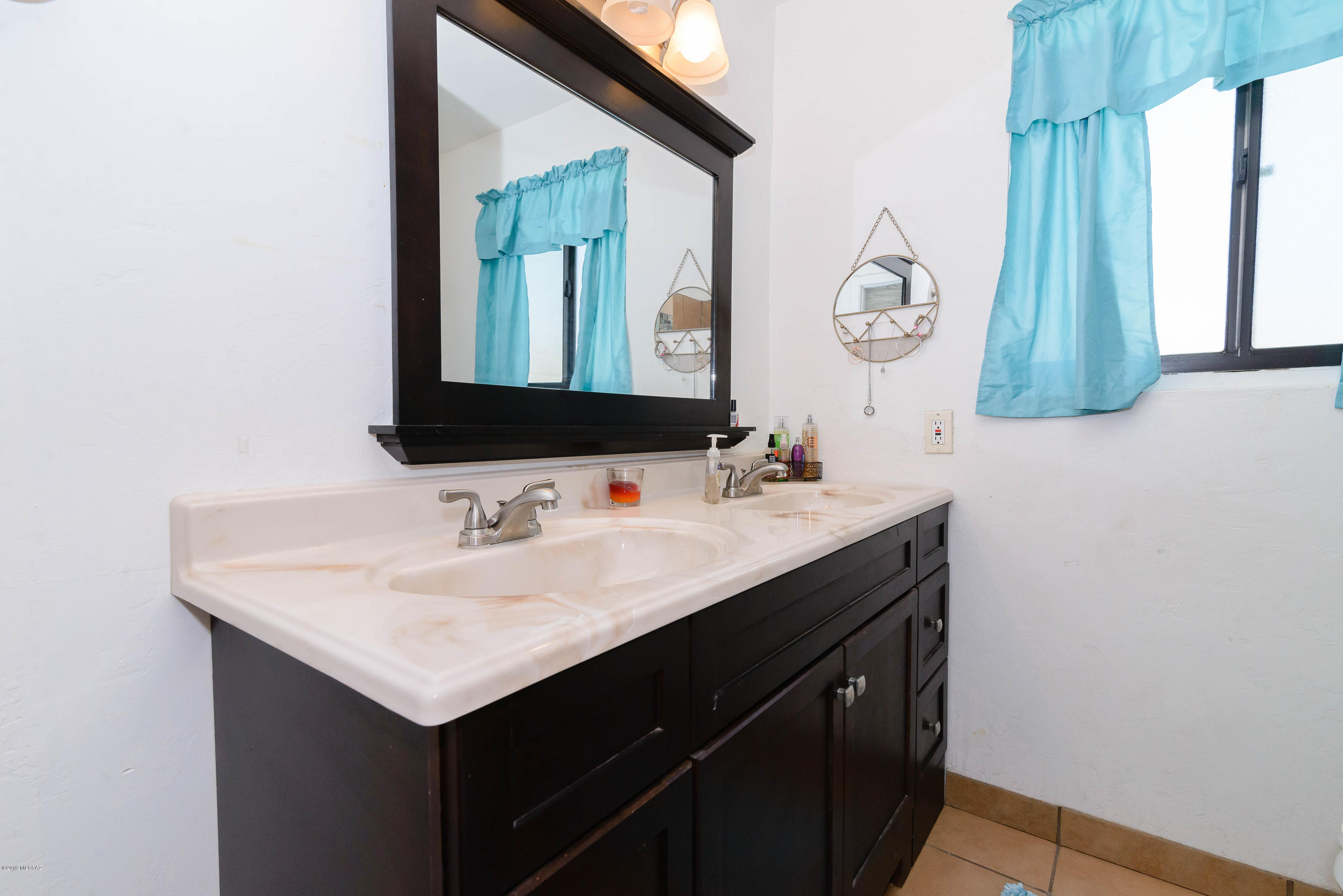 Manana Grande - Residential