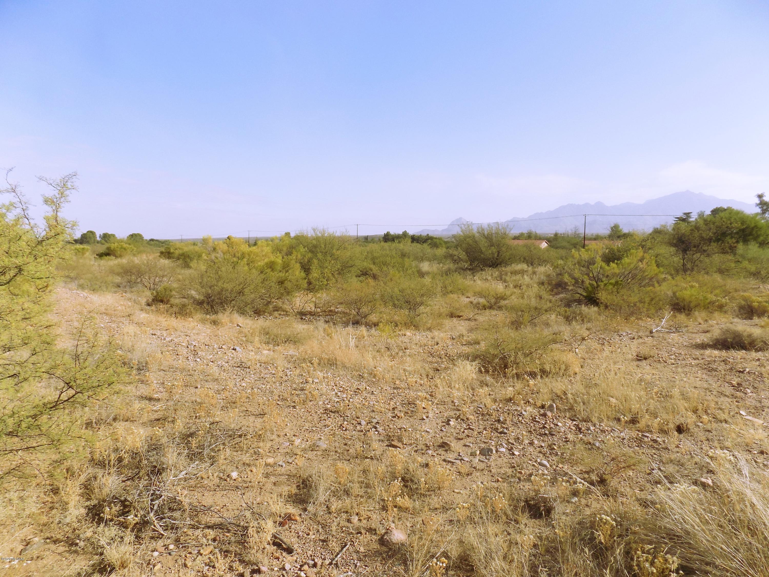 Great gated community close to the freeway yet very private. Located just North of the Tubac Golf Resort and only minutes to the Historic Village of Tubac. This 4.17 acre parcel has great views of the Santa Rita and Tumacacori Mountains.