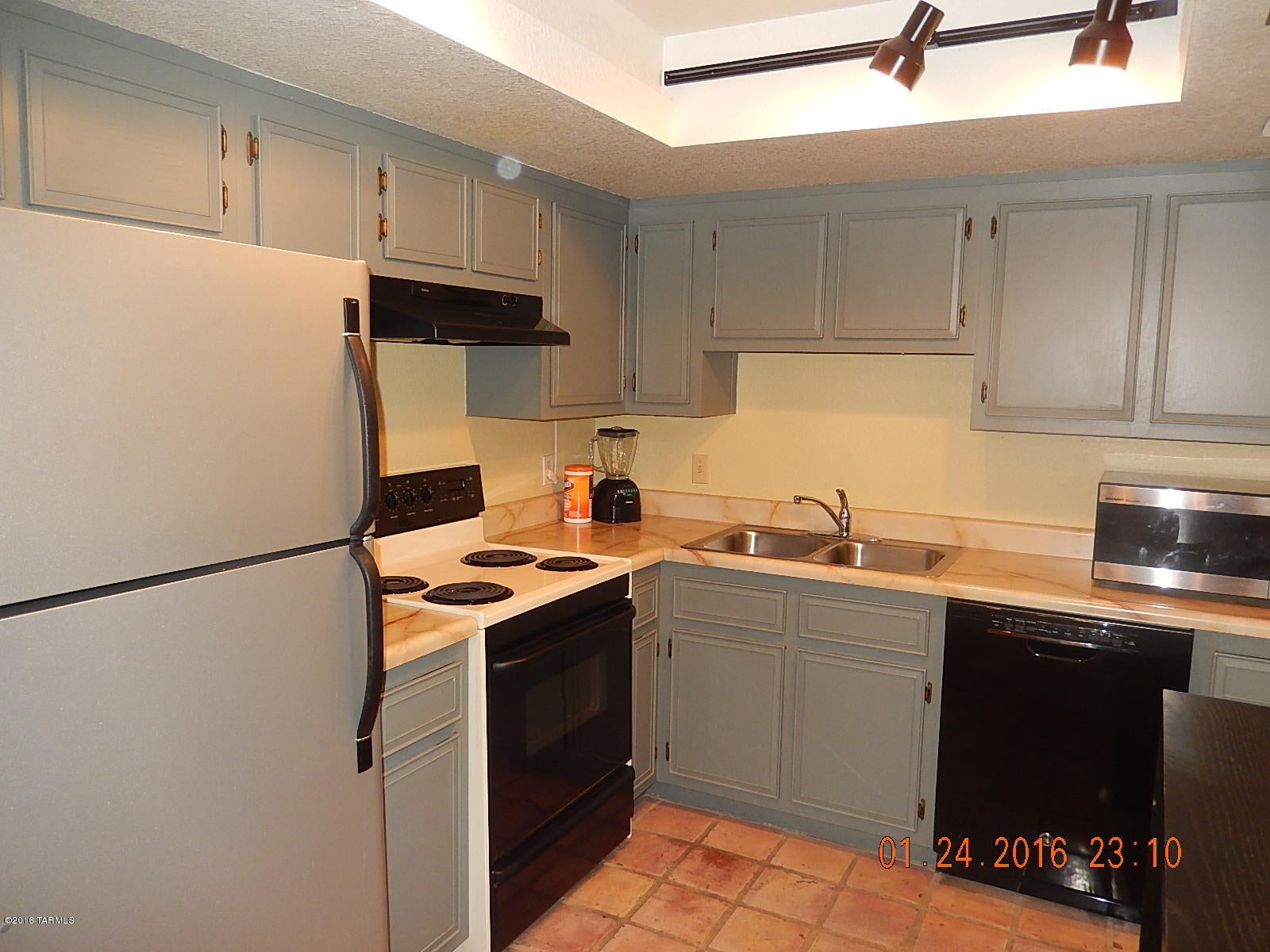 N/A - Residential Lease
