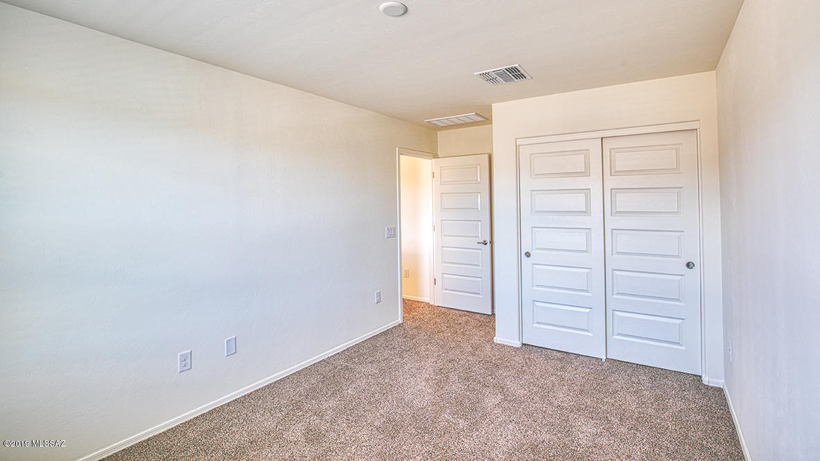 Saguaro Bloom SQ20180540069 - Residential