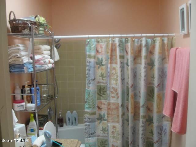 Rainbow Vista Estates Annex (1-20) - Residential Lease
