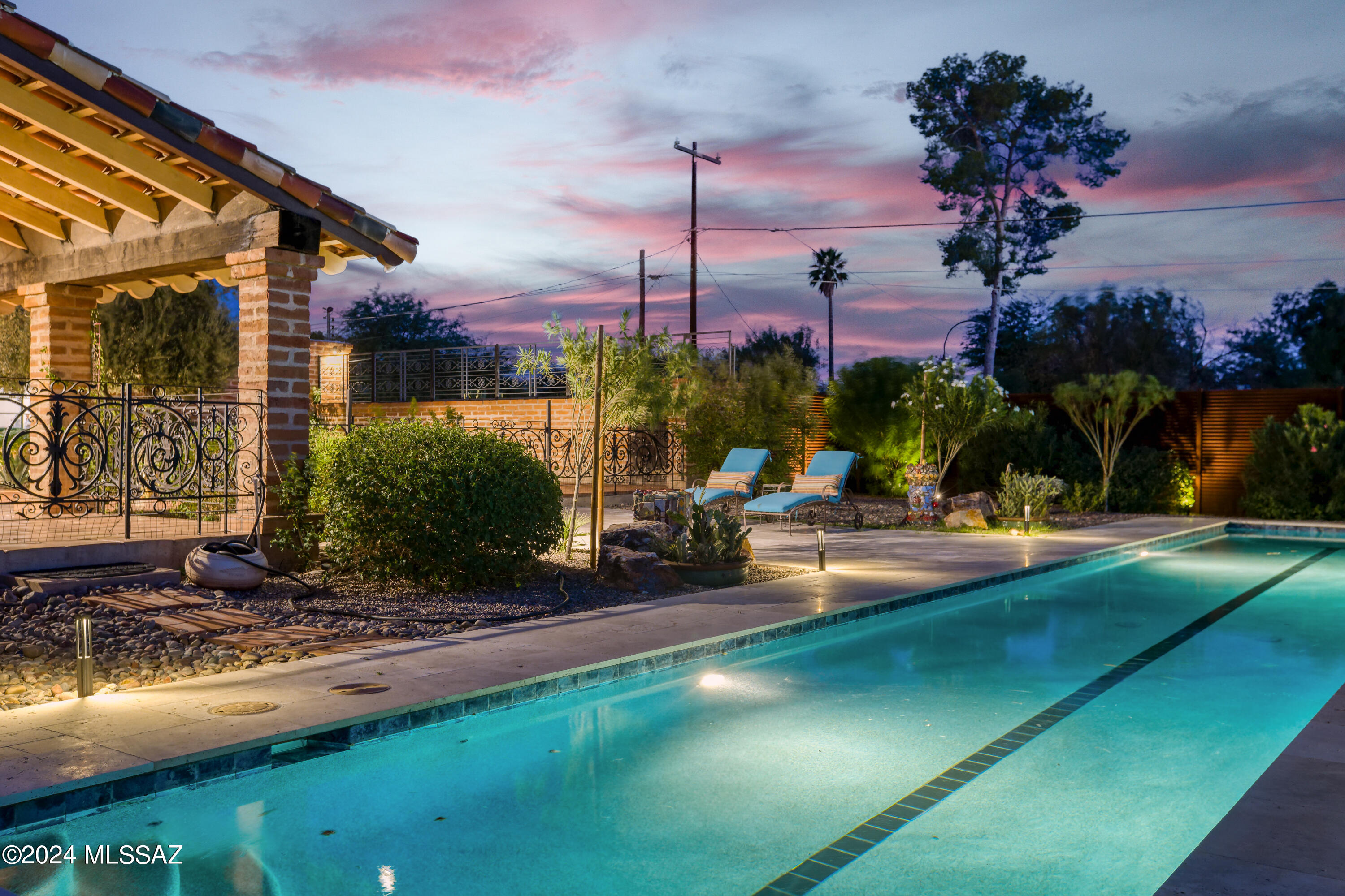 Mundo Vista Addn. - Residential