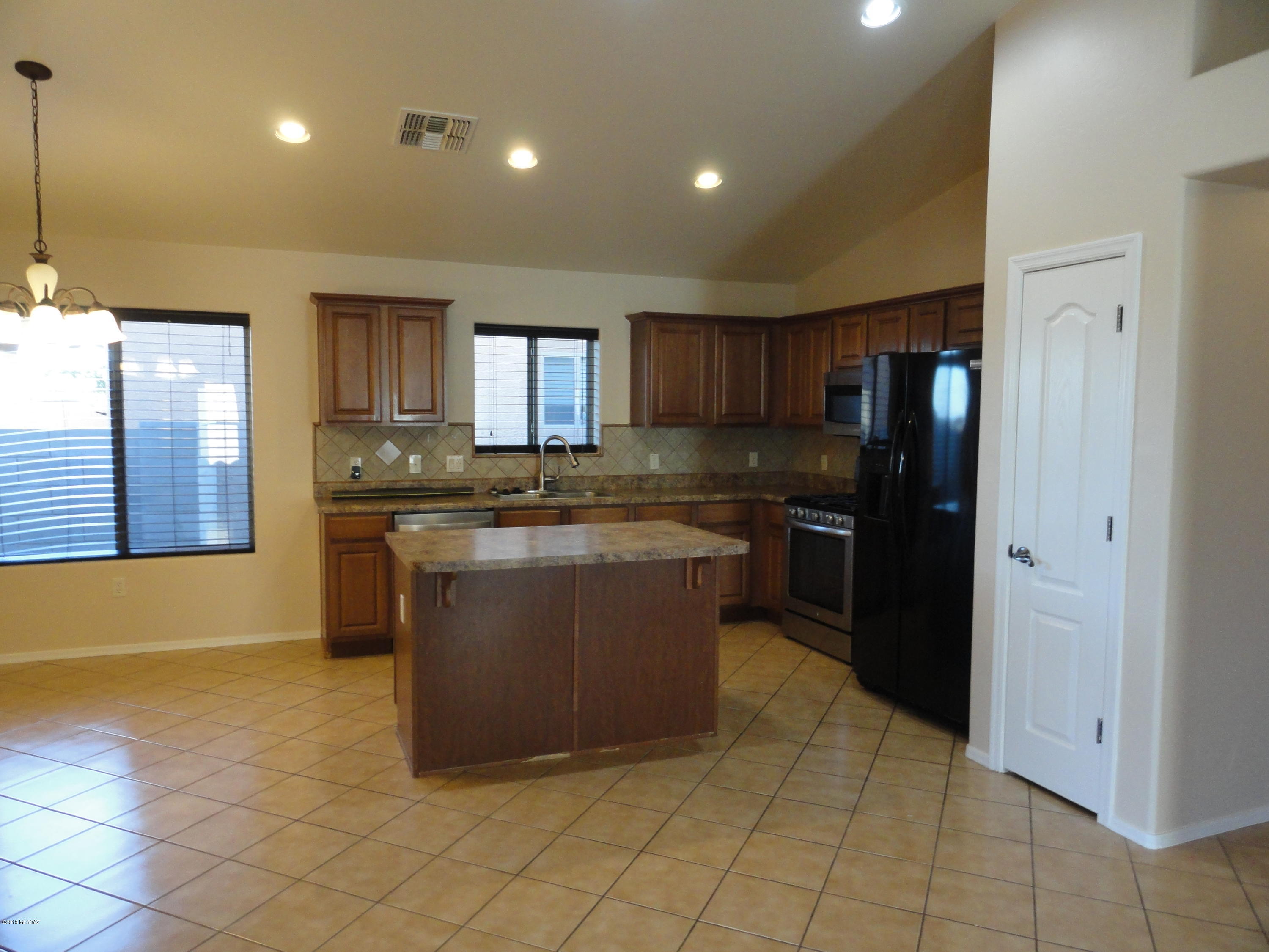 Empire Heights (1-241) - Residential
