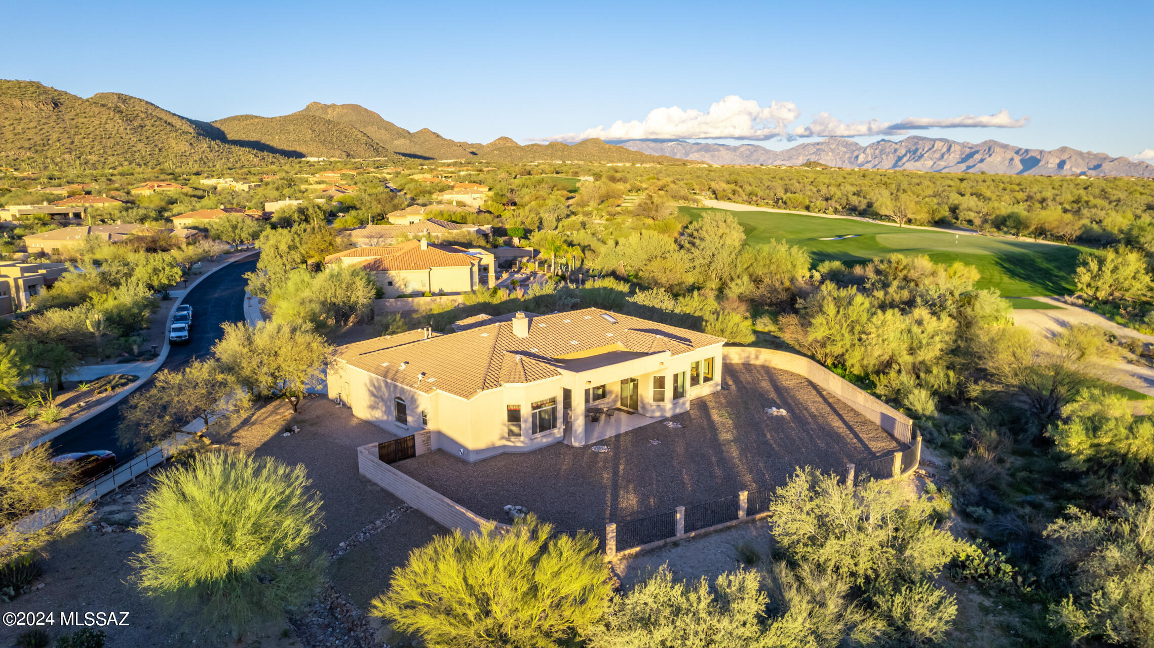 Dos Lagos at Dove Mountain (1-91) - Residential