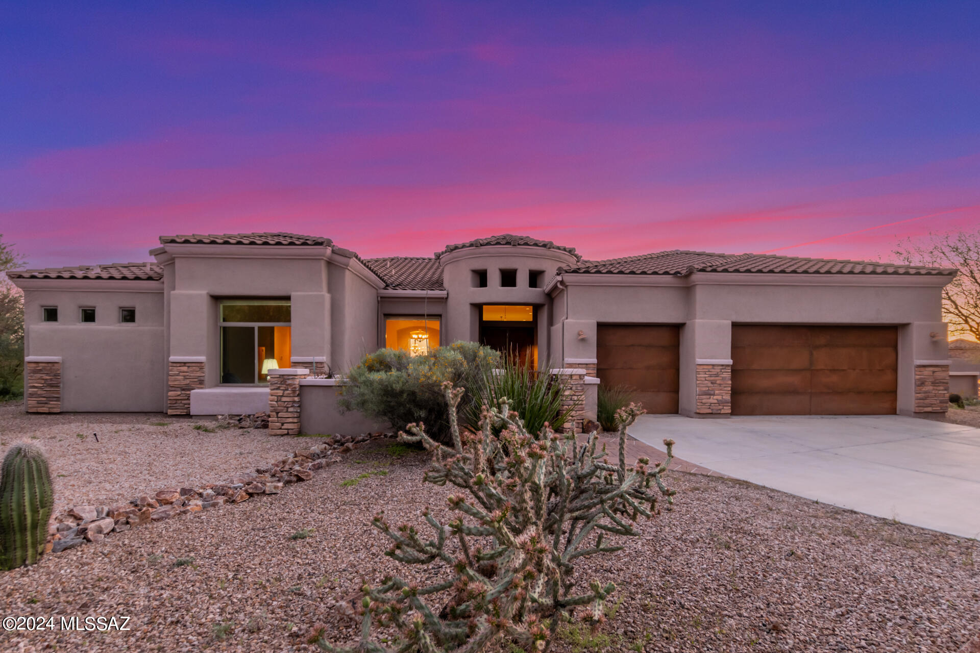 Dos Lagos at Dove Mountain (1-91) - Residential