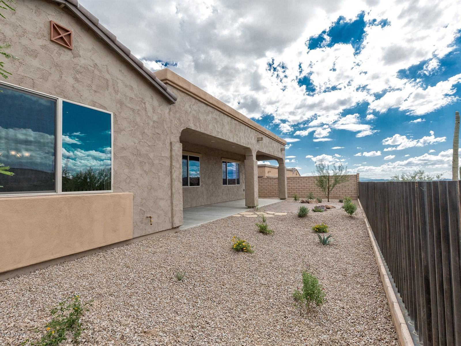 Los Saguaros At Dove Mountain SQ20121640199 - Residential