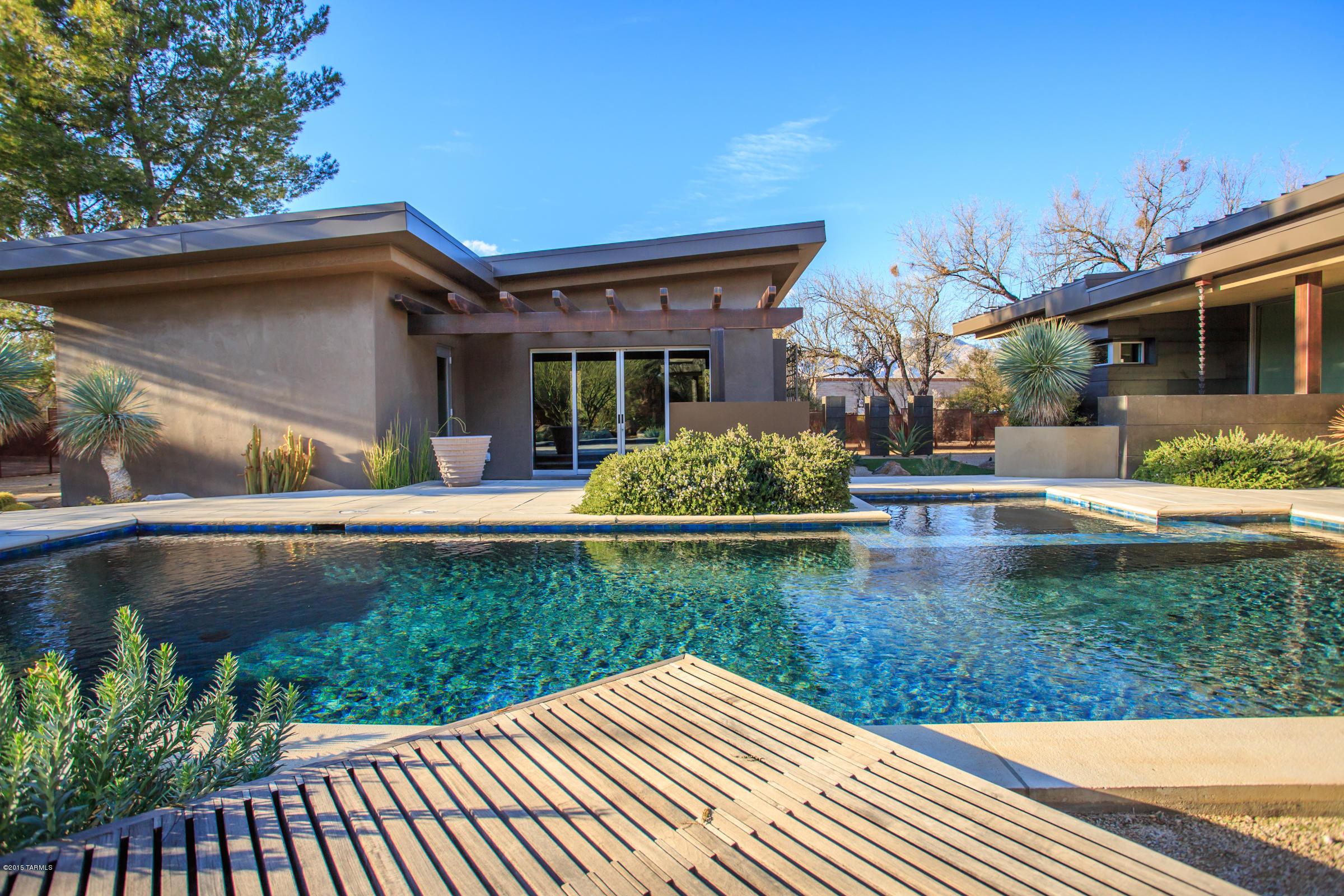 Country Club Estates NO. 1 - Residential