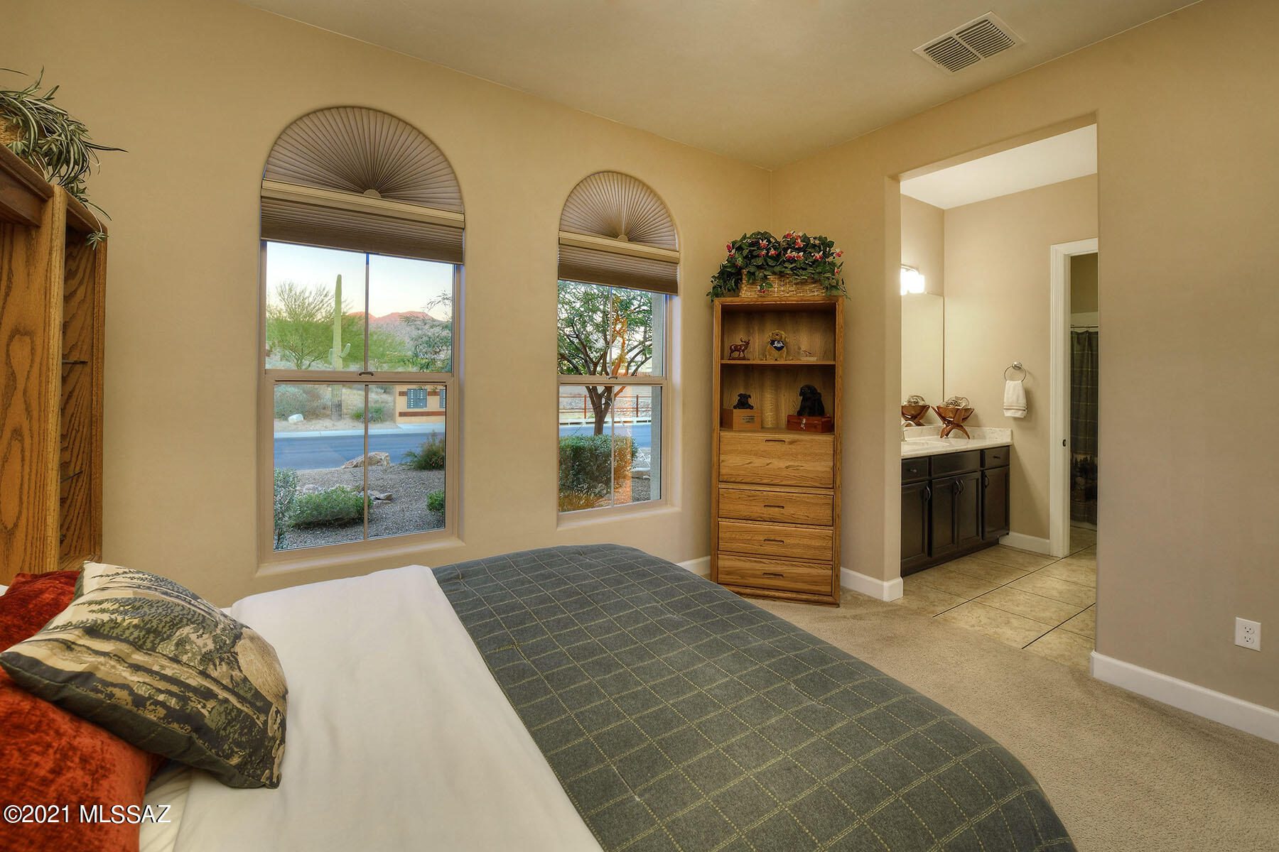 Los Saguaros At Dove Mountain SQ20121640199 - Residential