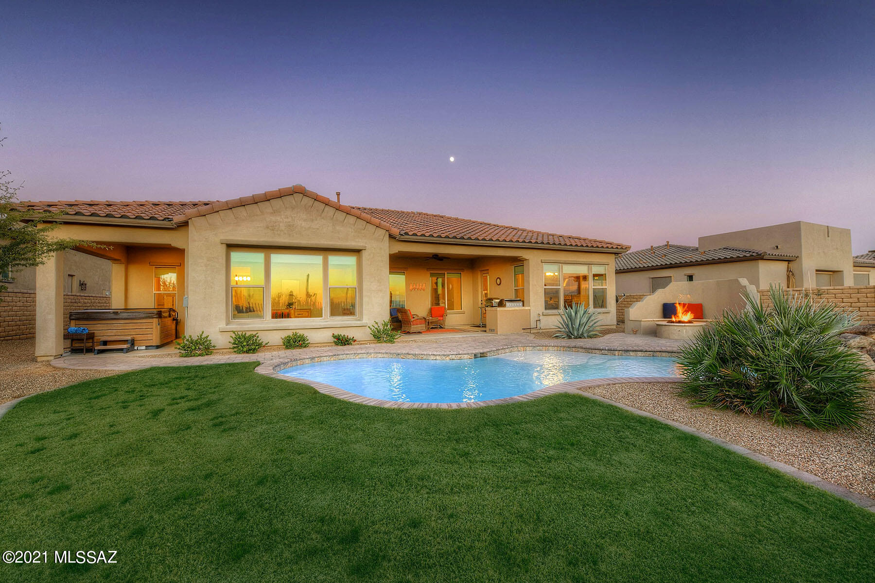 Los Saguaros At Dove Mountain SQ20121640199 - Residential