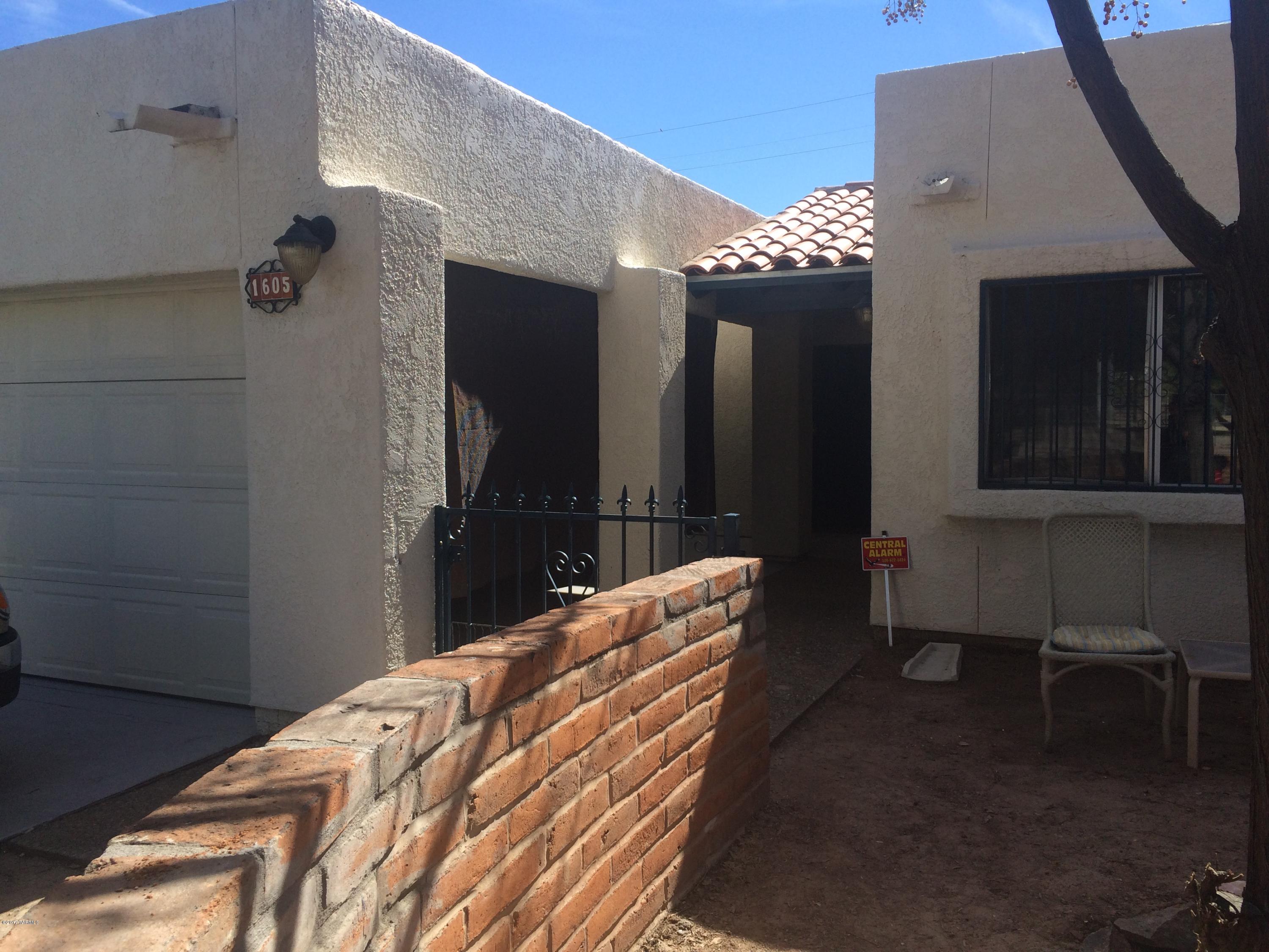 Villas El Rio (1-18) - Residential