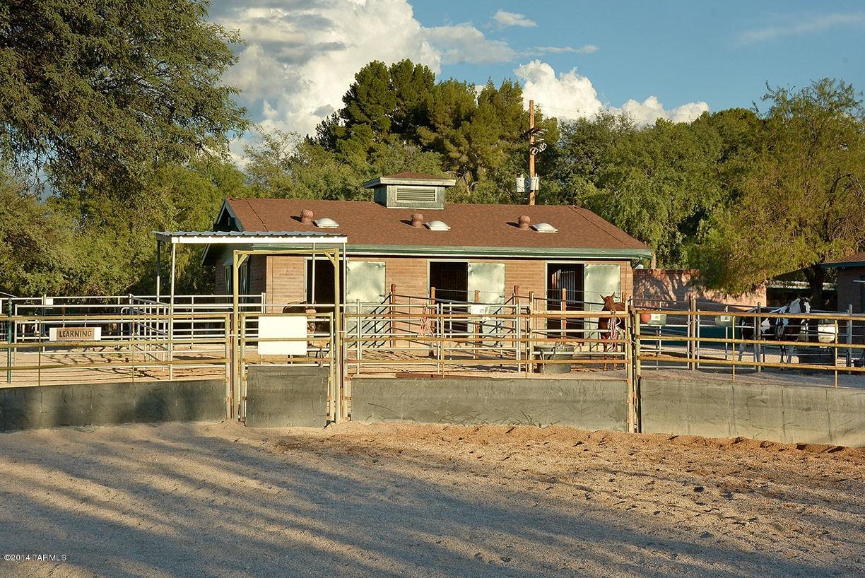 Tanque Verde Country Estates - Residential