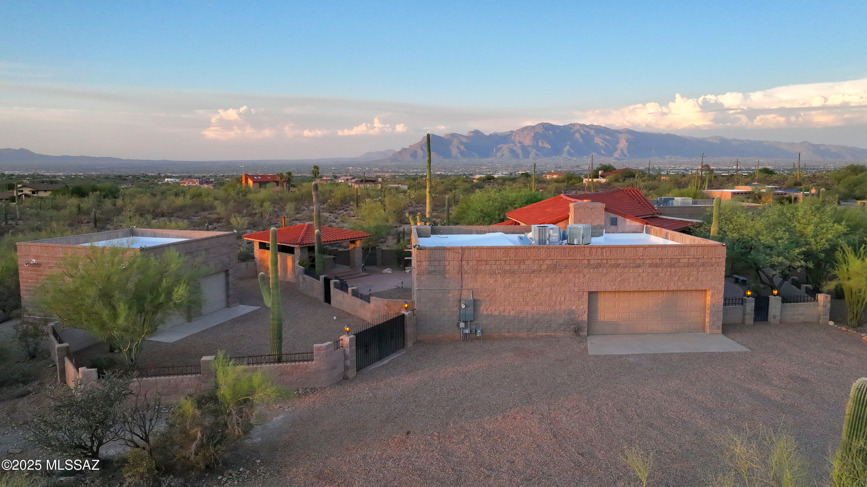 Ranchos Del Oeste (1-33) - Residential