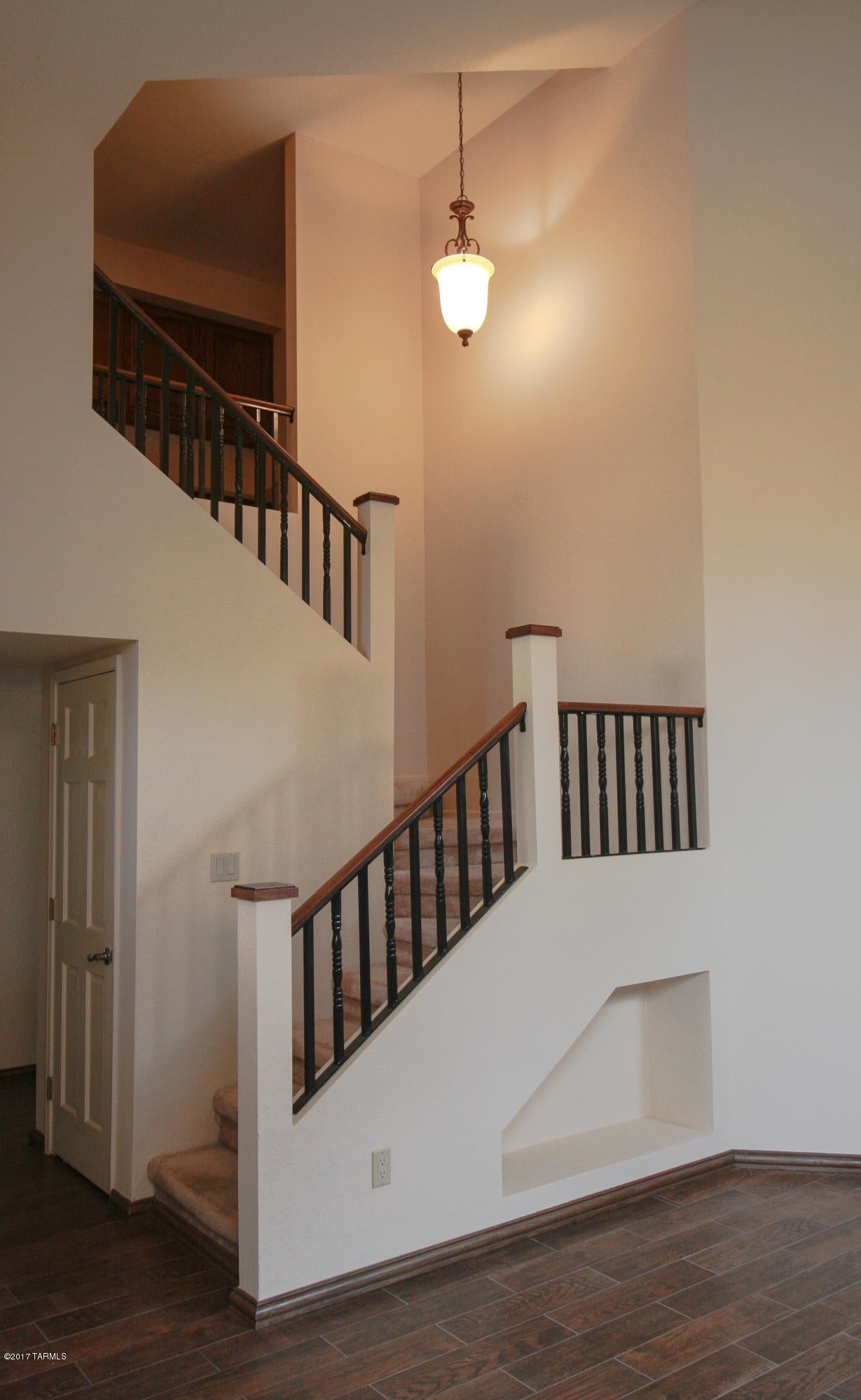 Autumn Hill (1-54) - Residential Lease