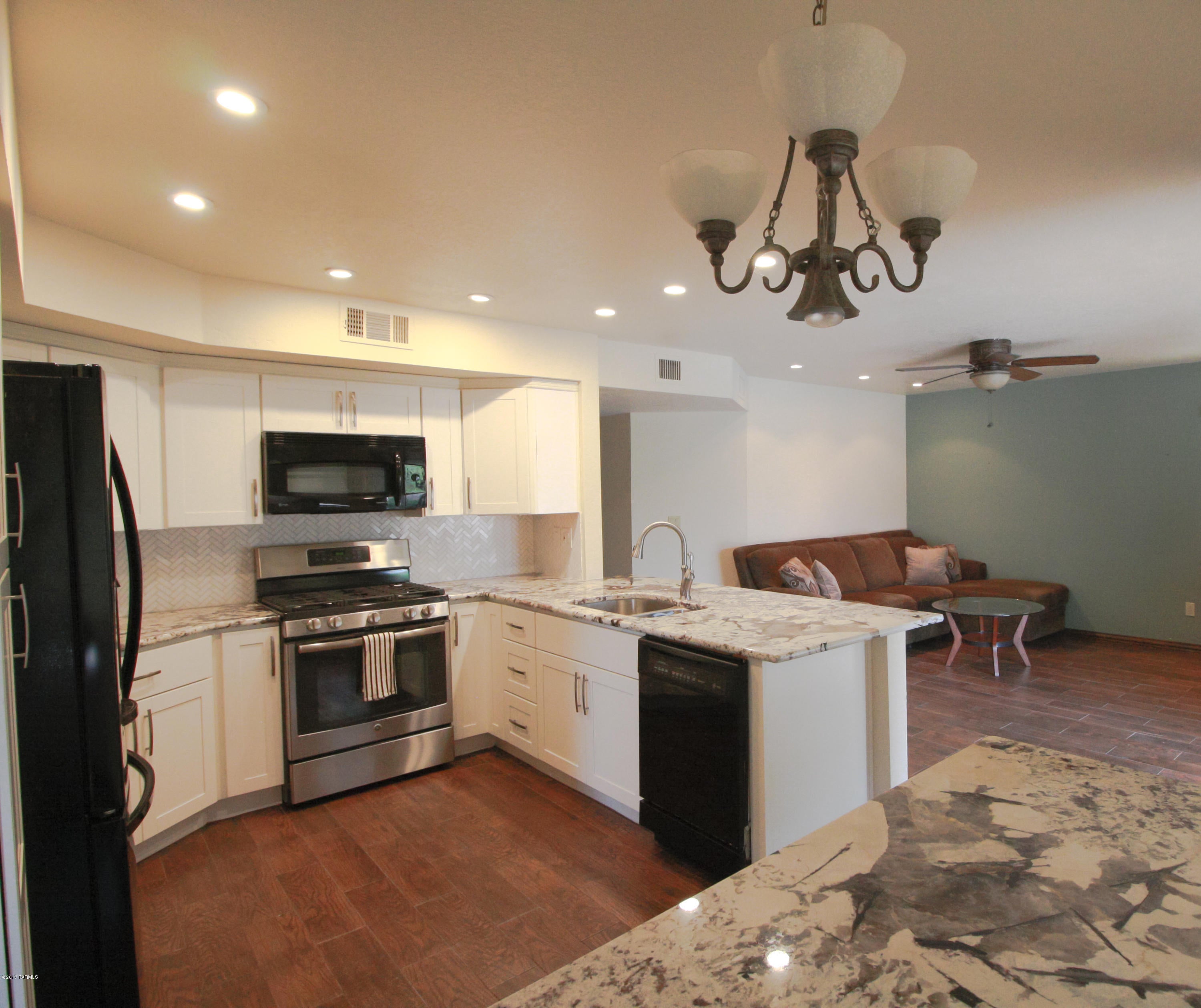 Autumn Hill (1-54) - Residential Lease
