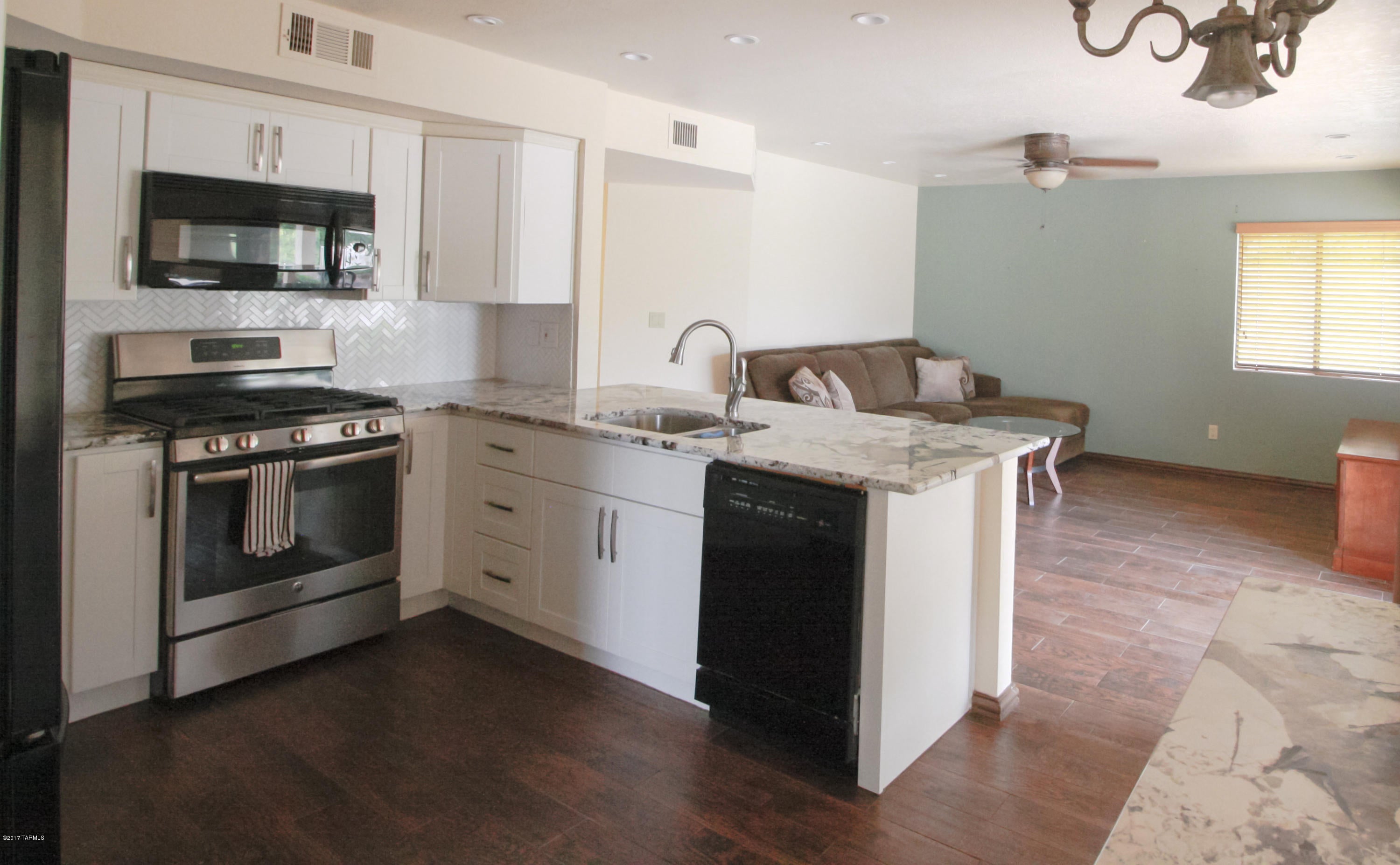 Autumn Hill (1-54) - Residential Lease